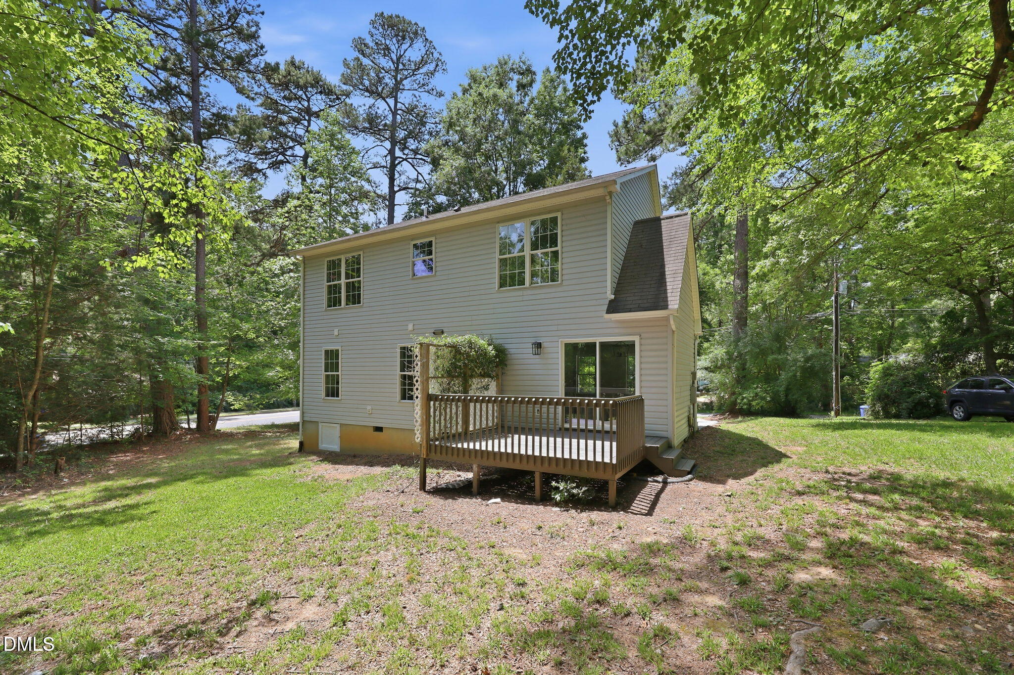 main property photo 27