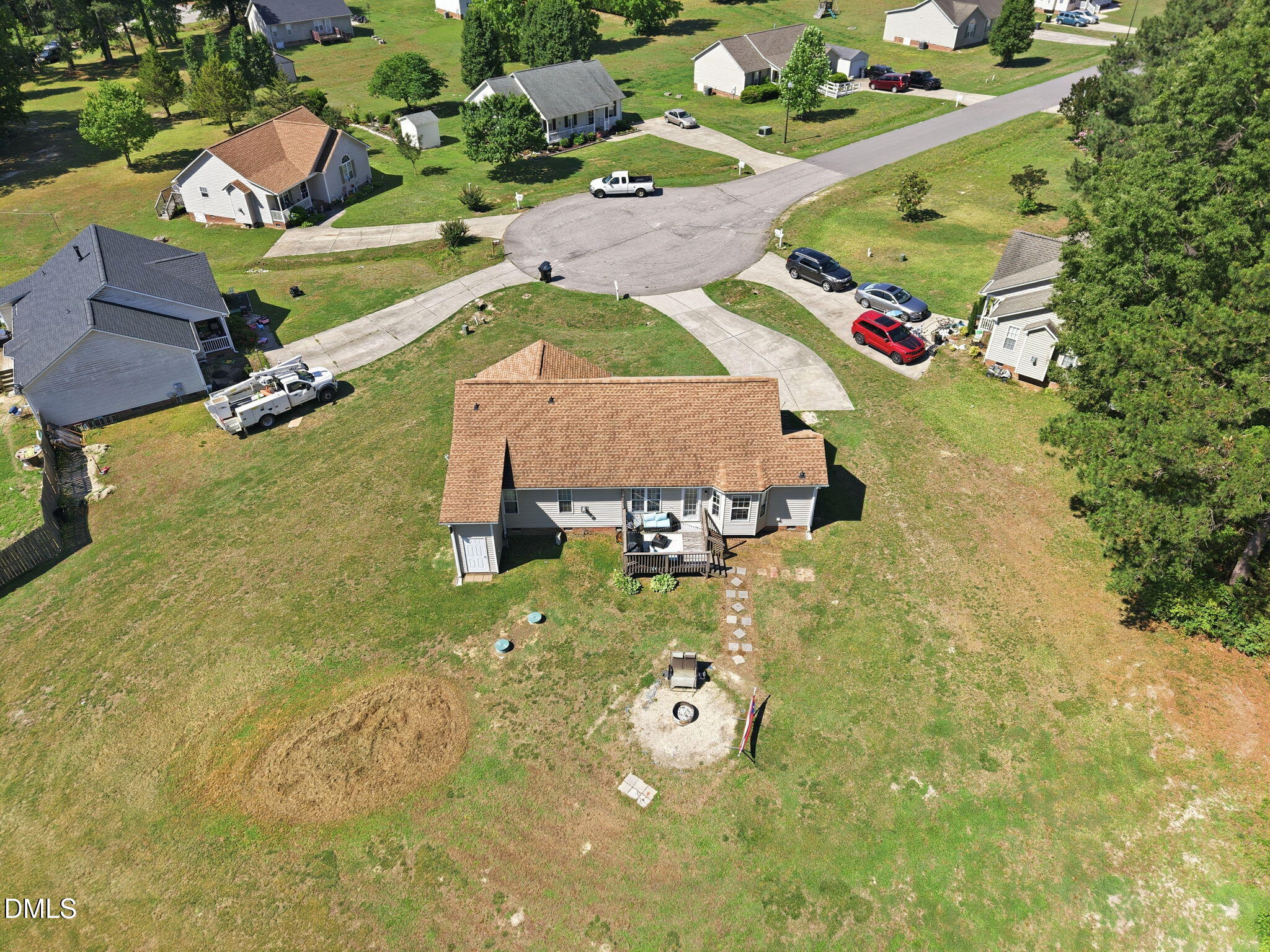 main property photo 30
