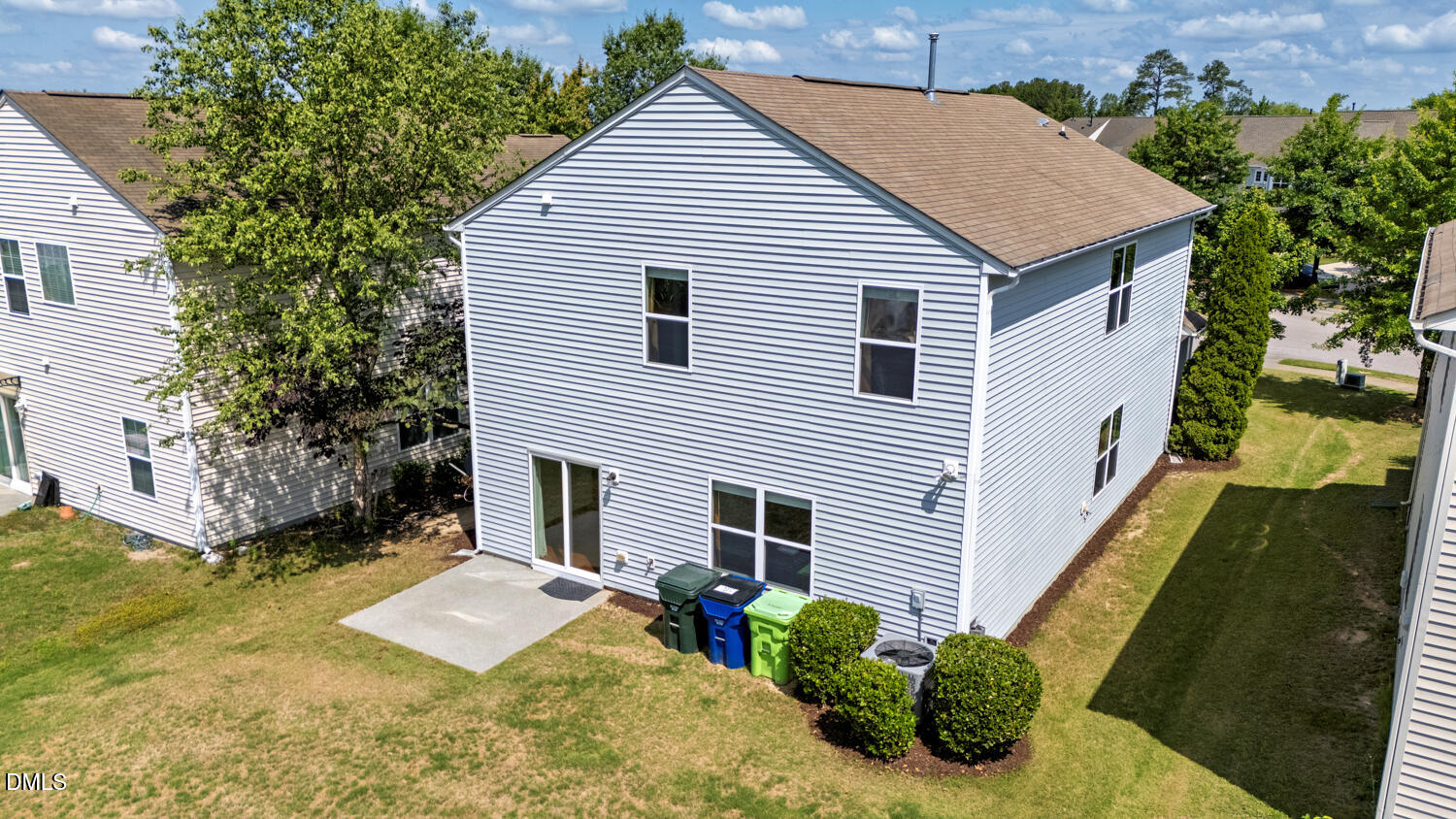 main property photo 23