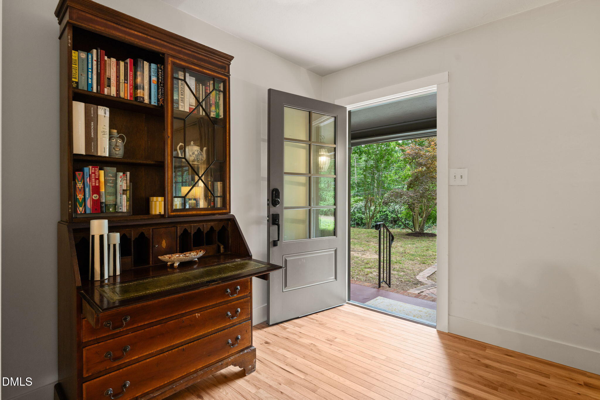 main property photo 3