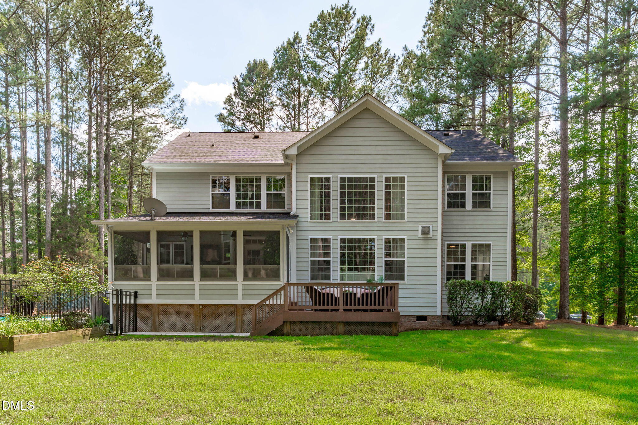 main property photo 42
