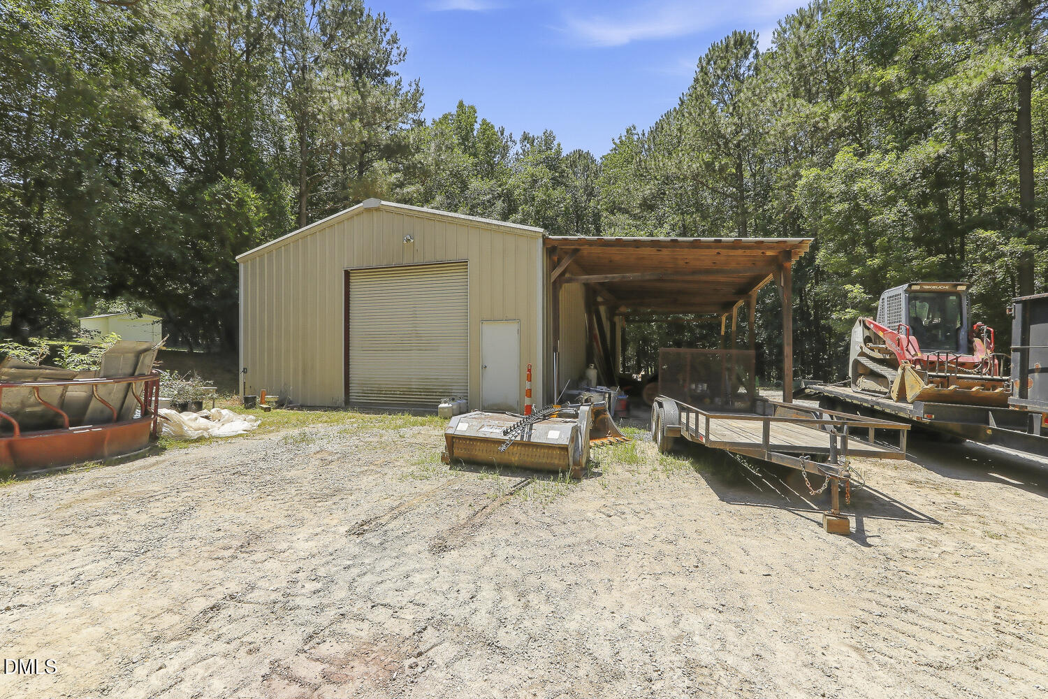 main property photo 5