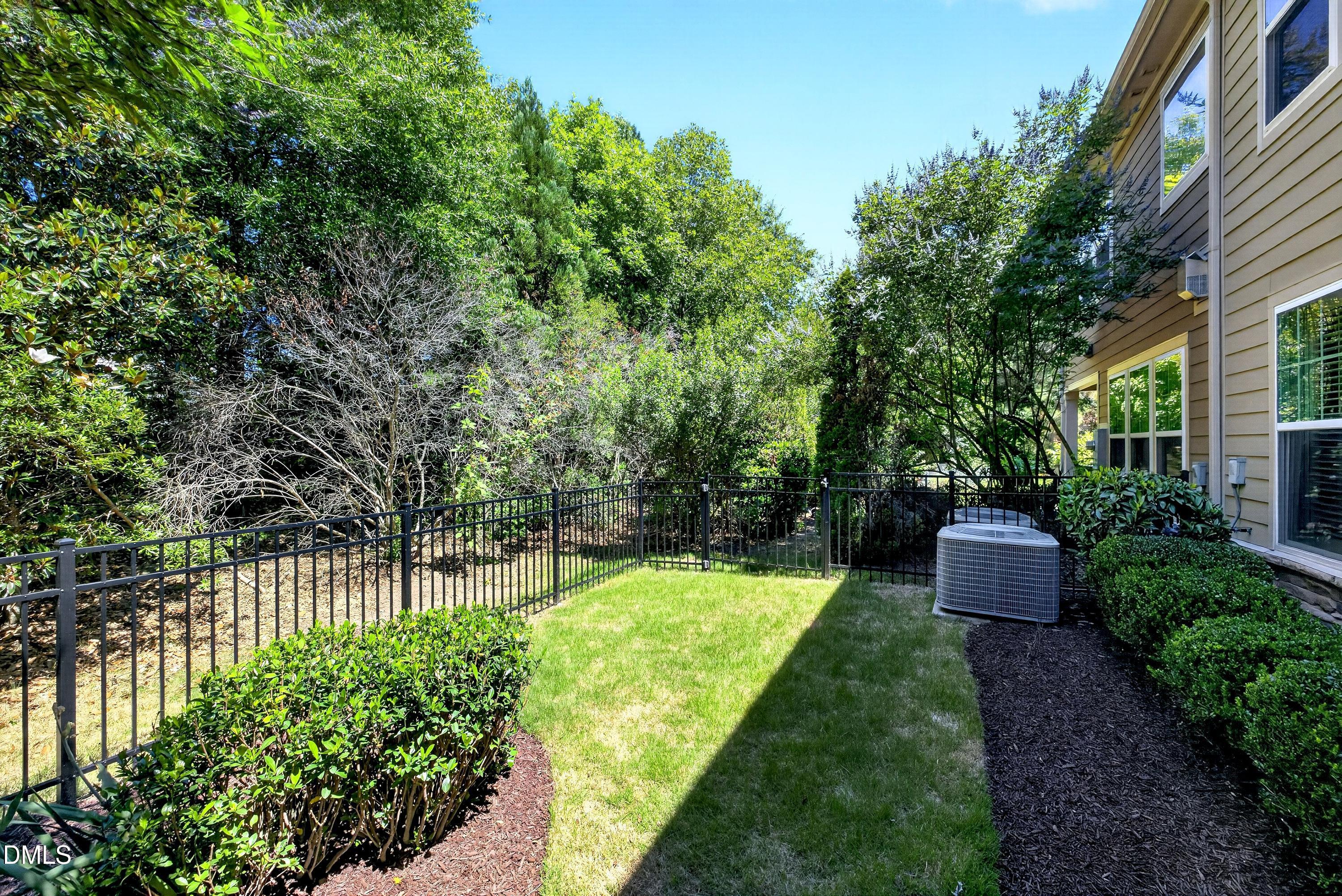 main property photo 45