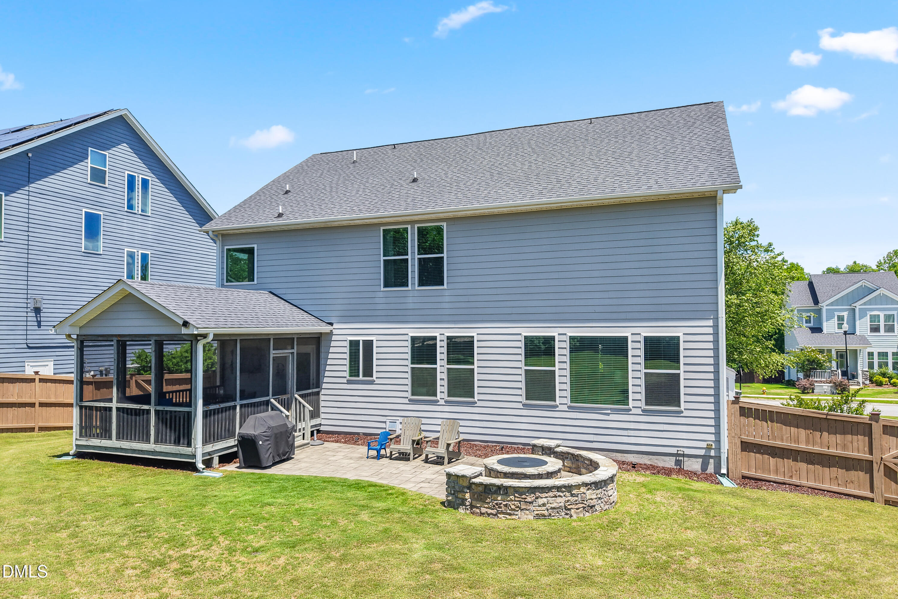 main property photo 50