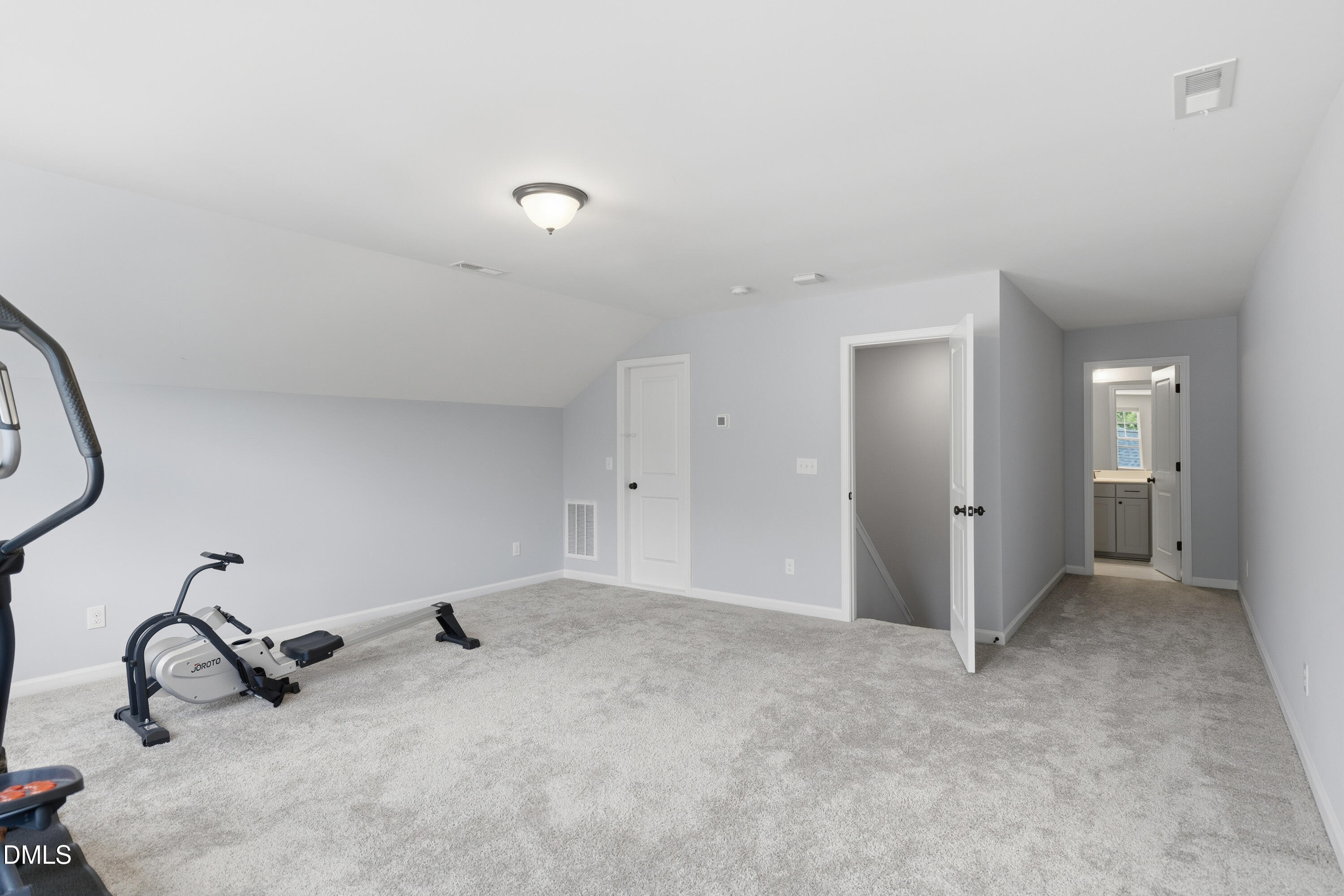 main property photo 70