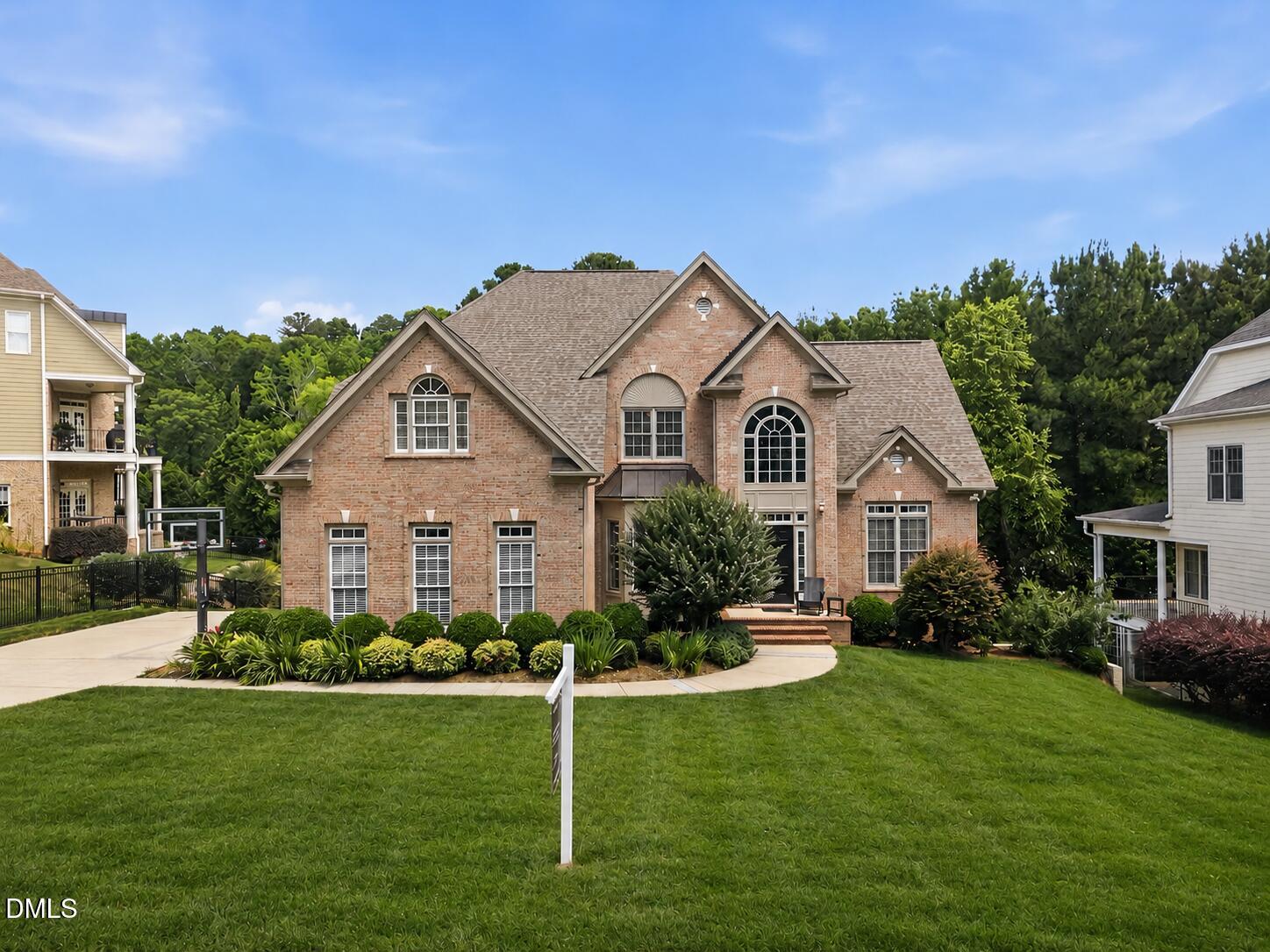 main property photo 4