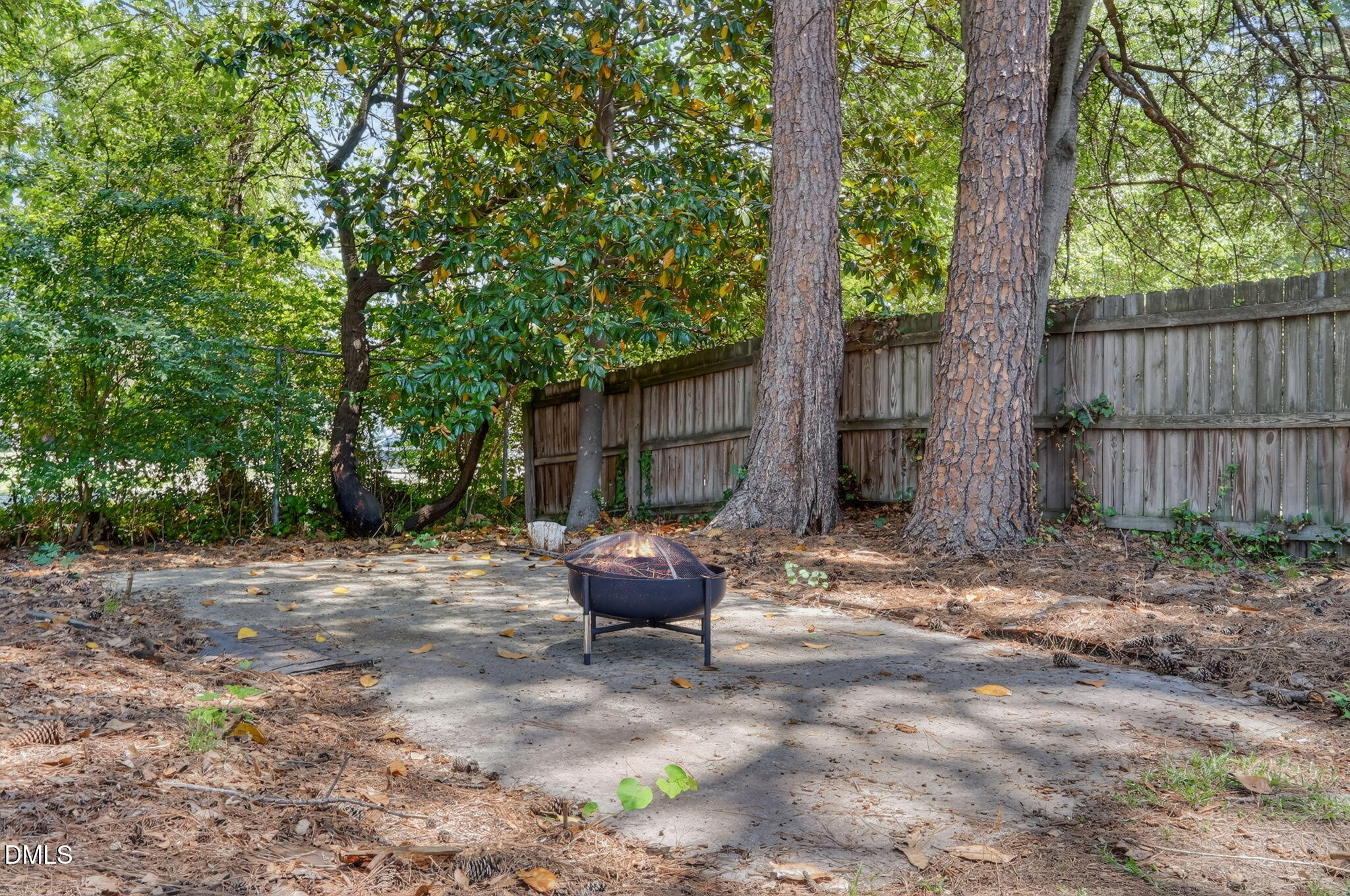 main property photo 31