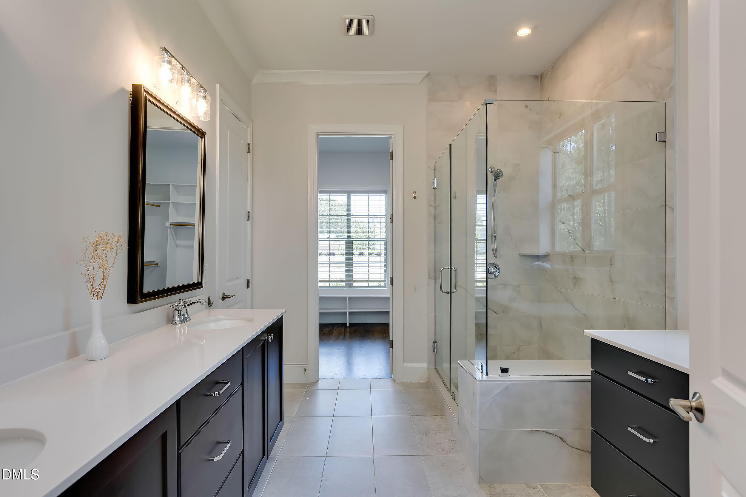 property viewer photo 22