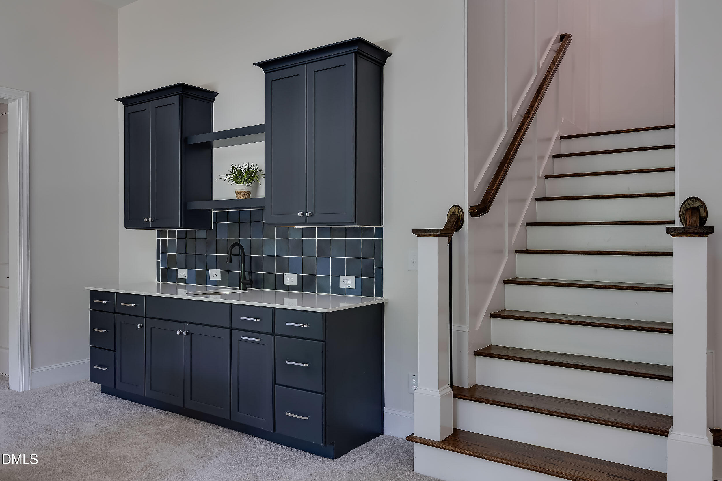 property viewer photo 40