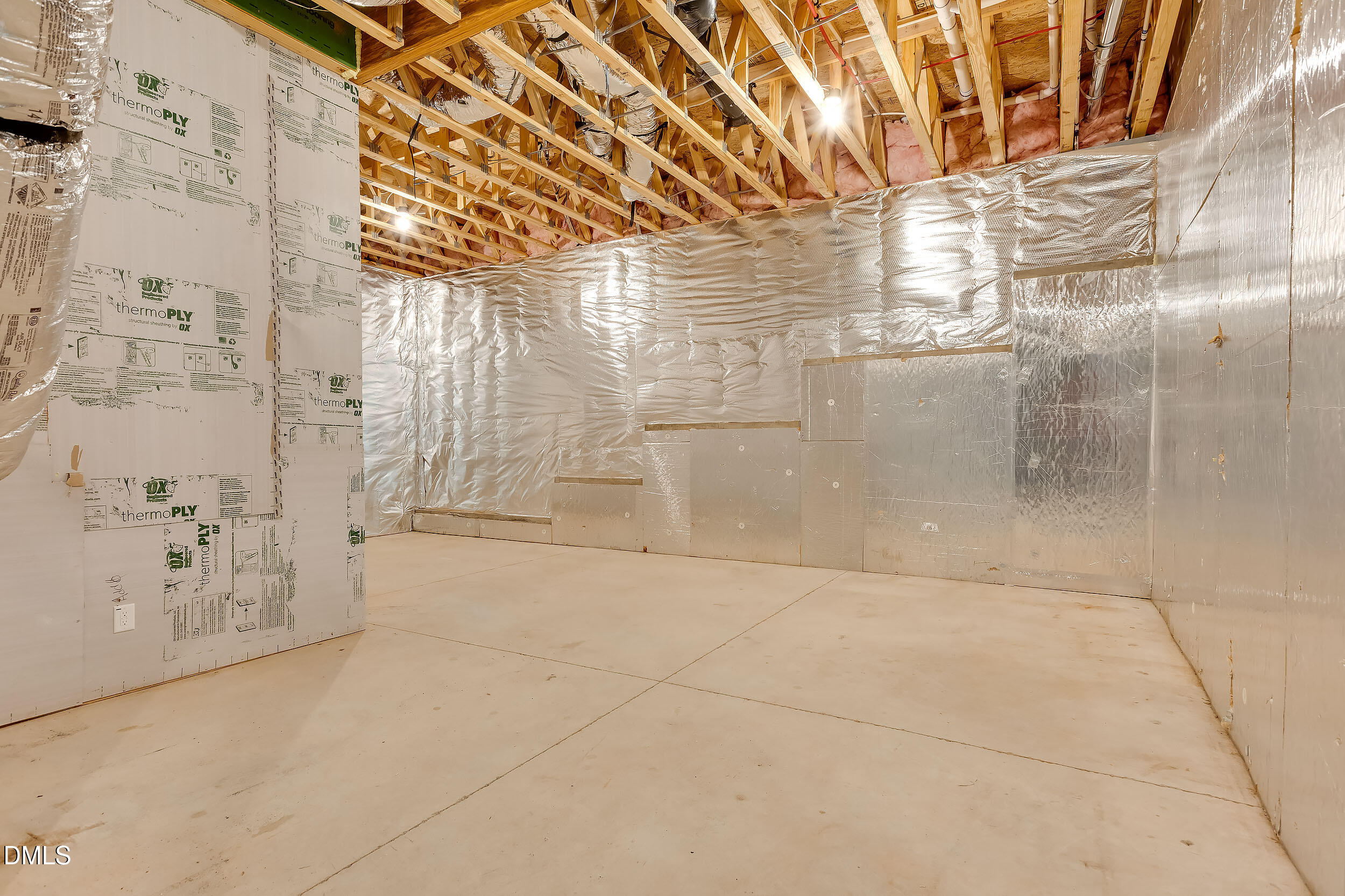 property viewer photo 42
