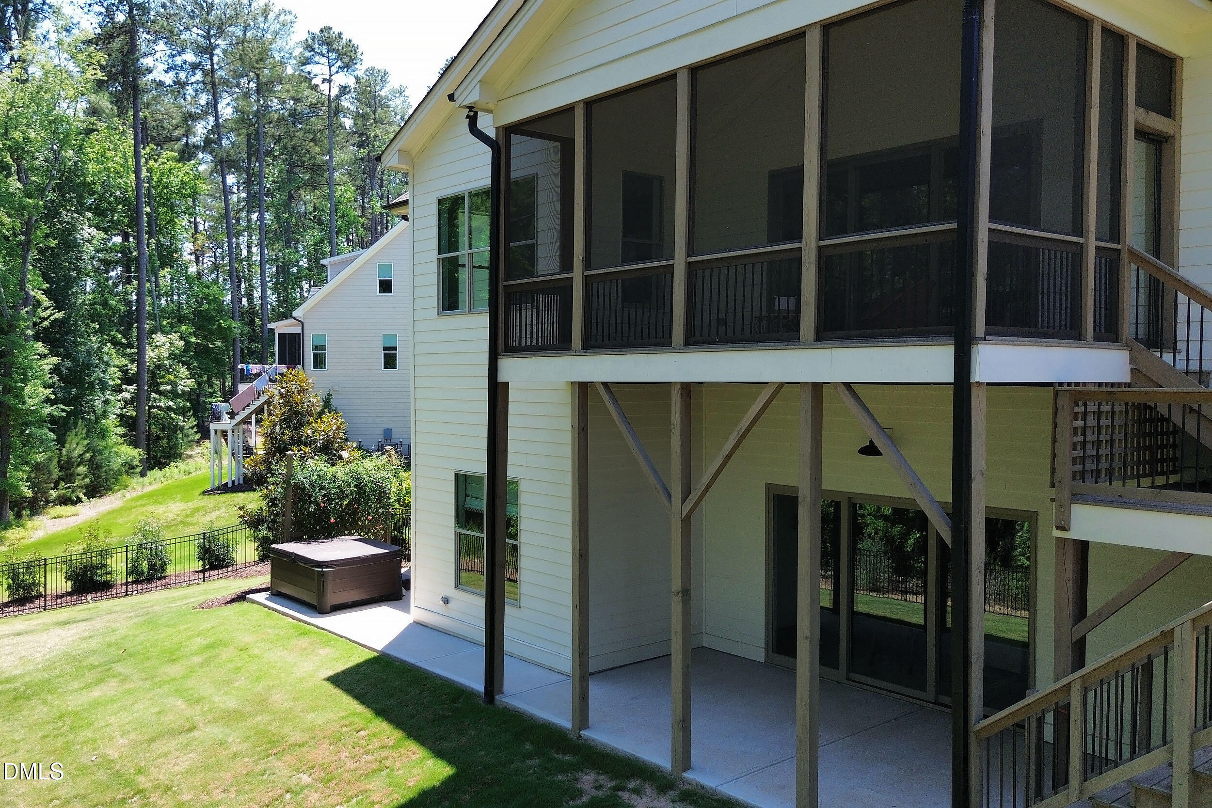 property viewer photo 59