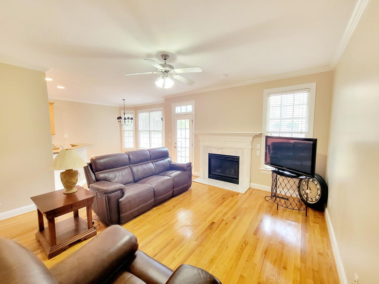 property viewer photo 15