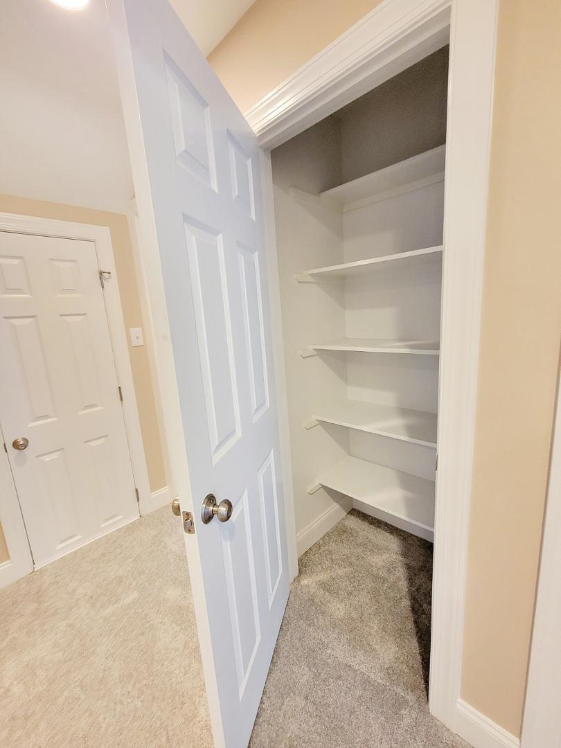 property viewer photo 42