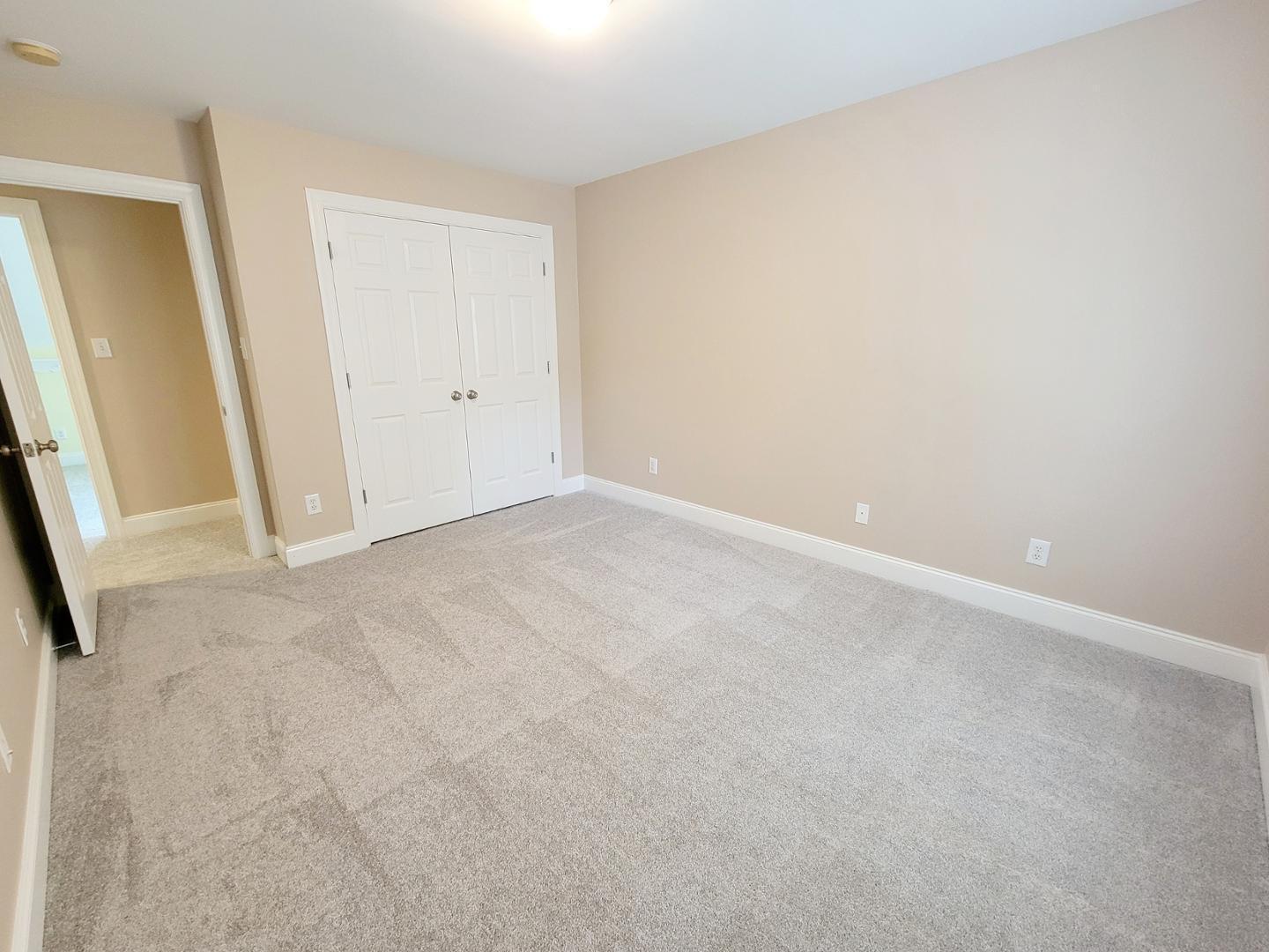 property viewer photo 50