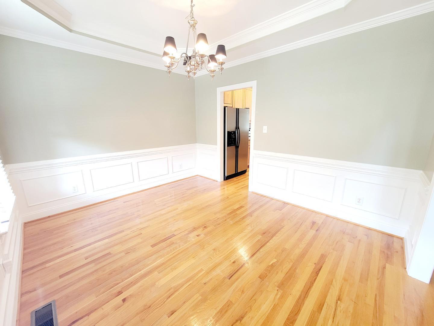 property viewer photo 9