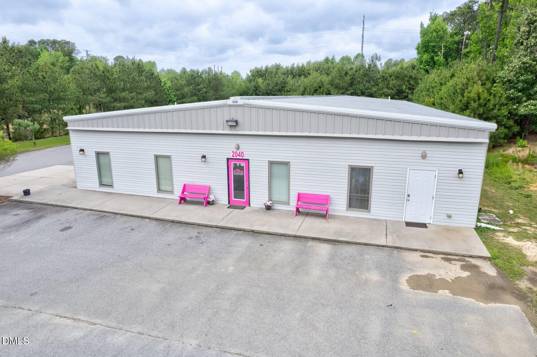 main property photo 5