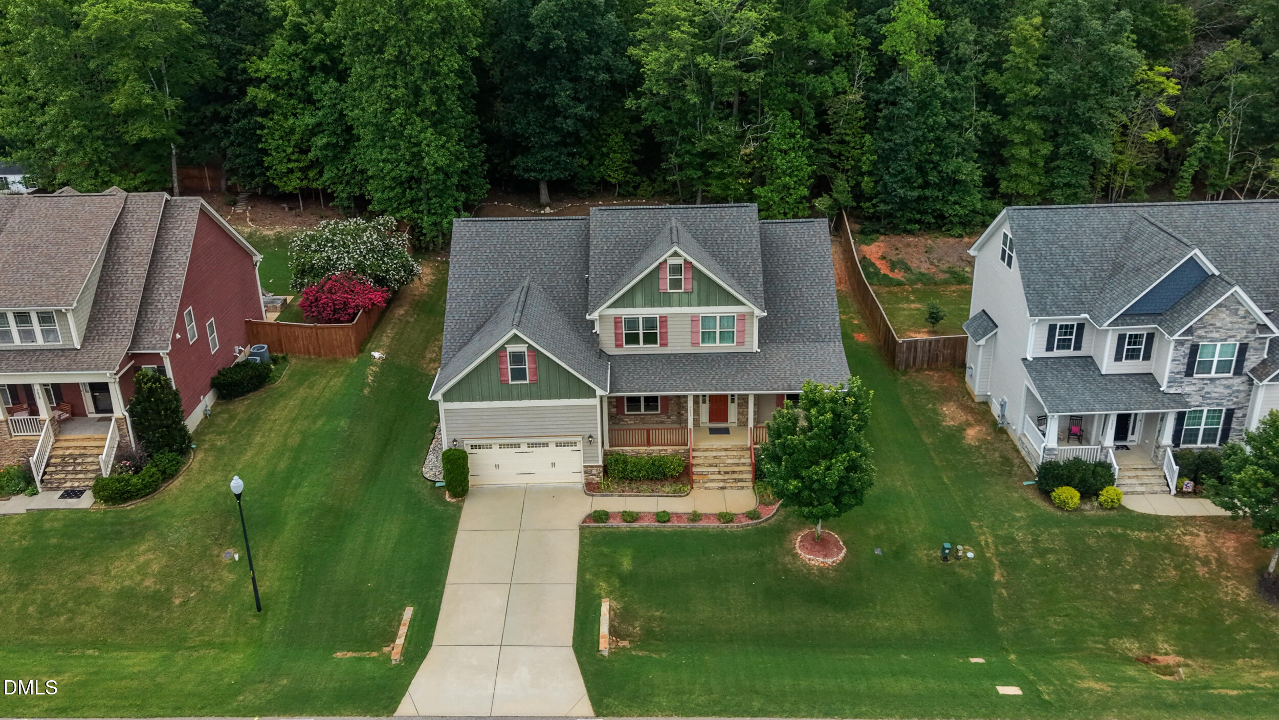 main property photo 40
