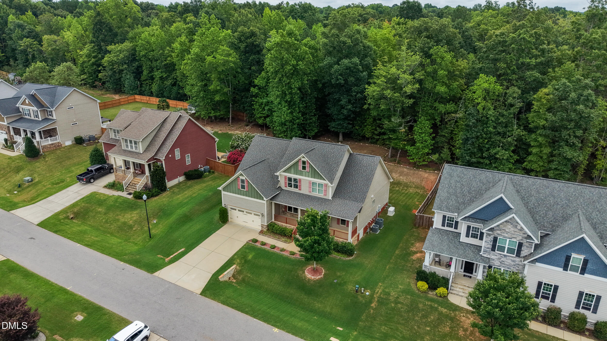 main property photo 42