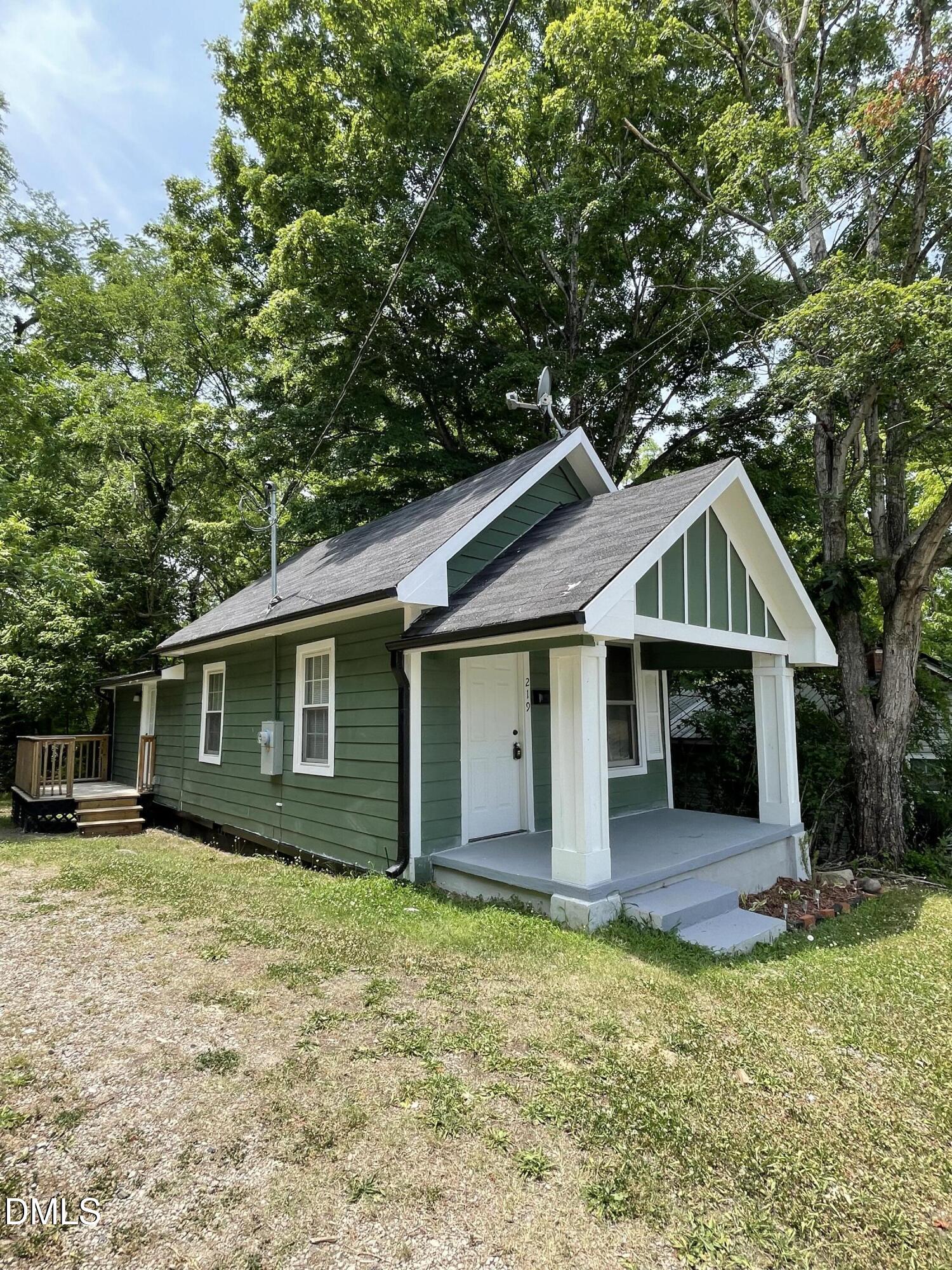 main property photo 2