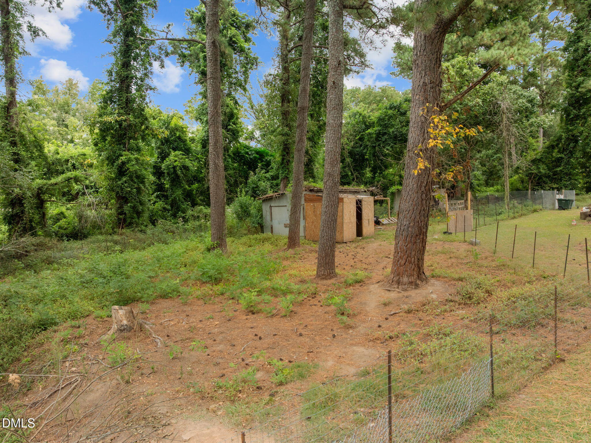main property photo 15