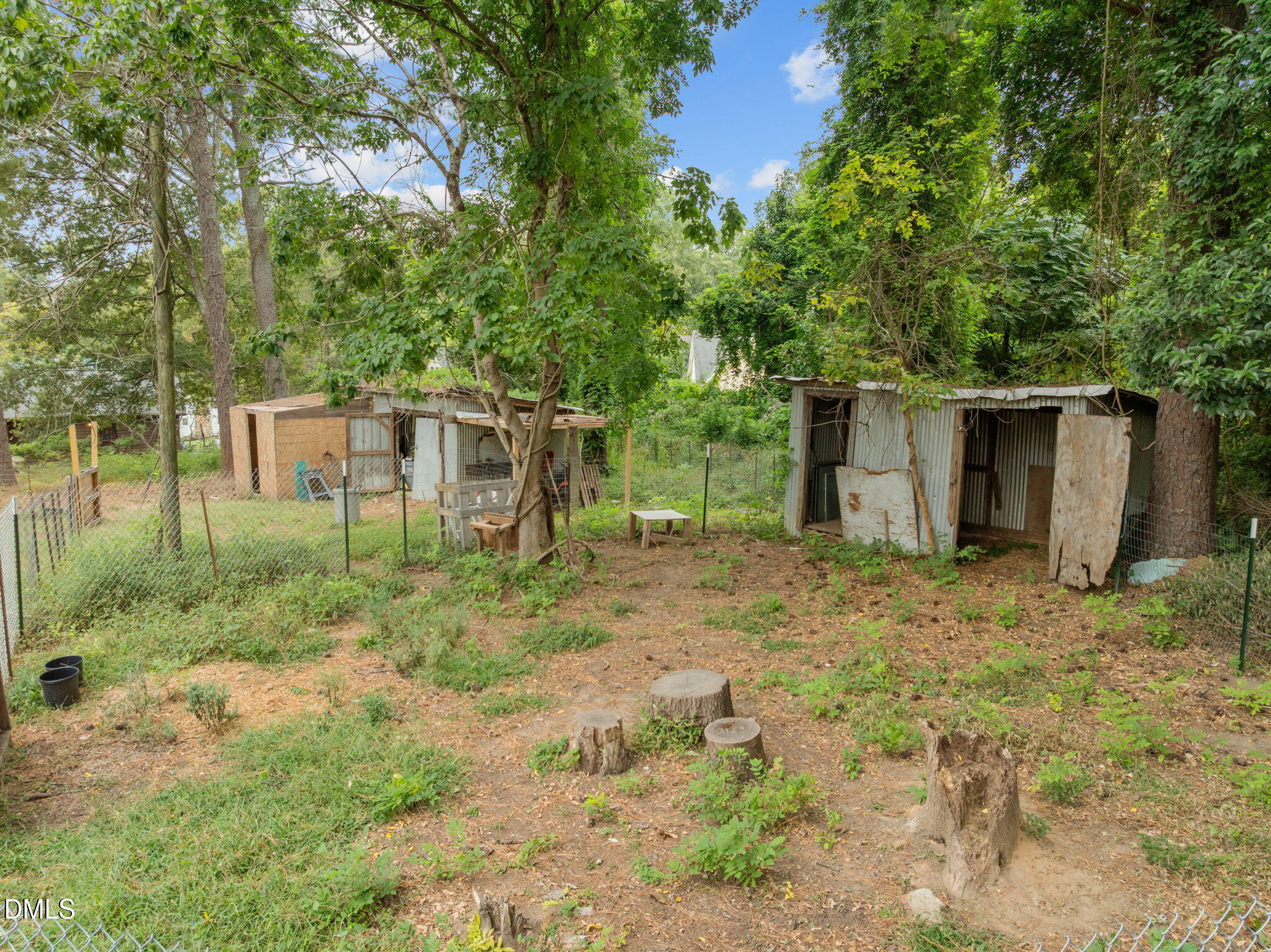 main property photo 19