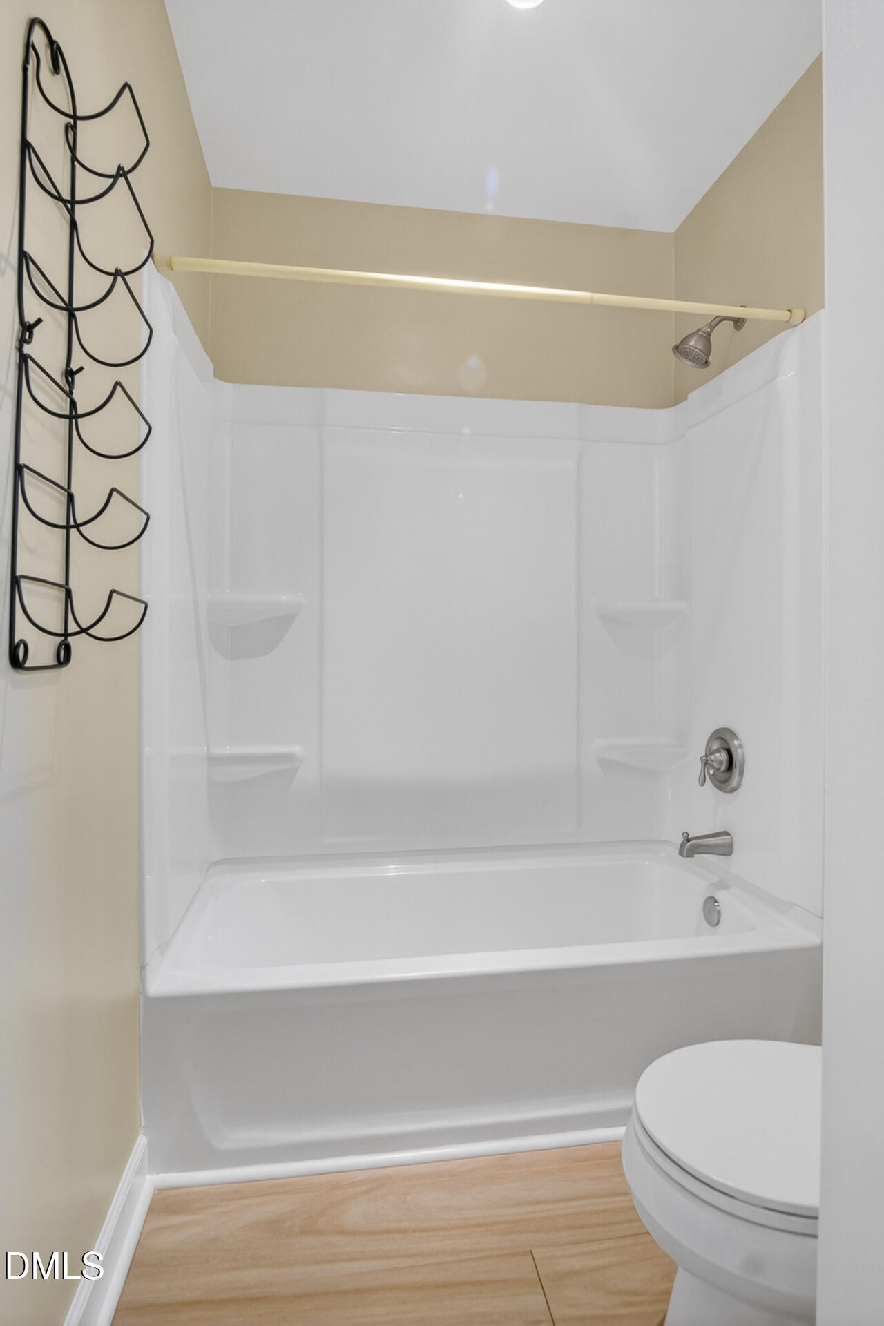main property photo 38