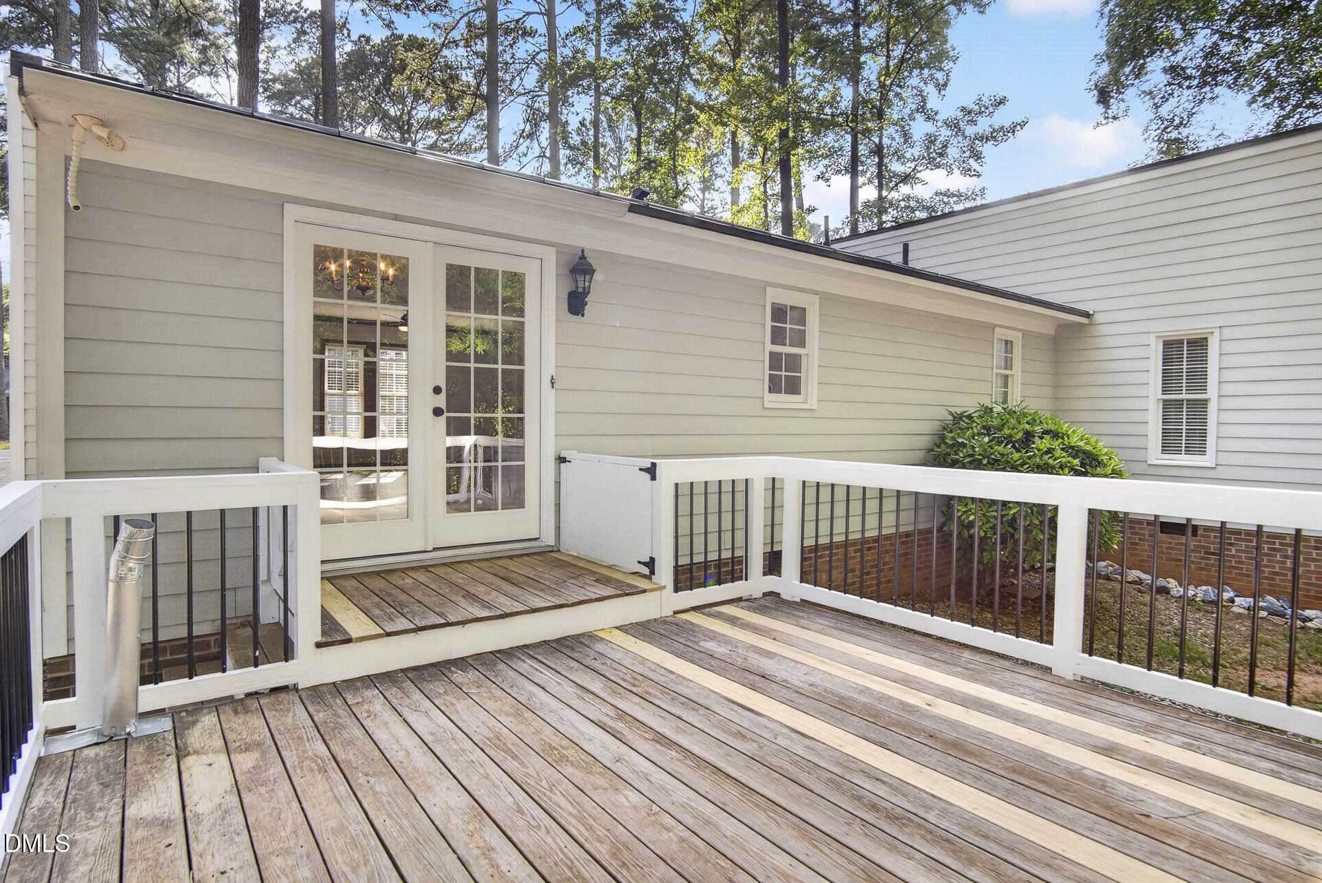 main property photo 43
