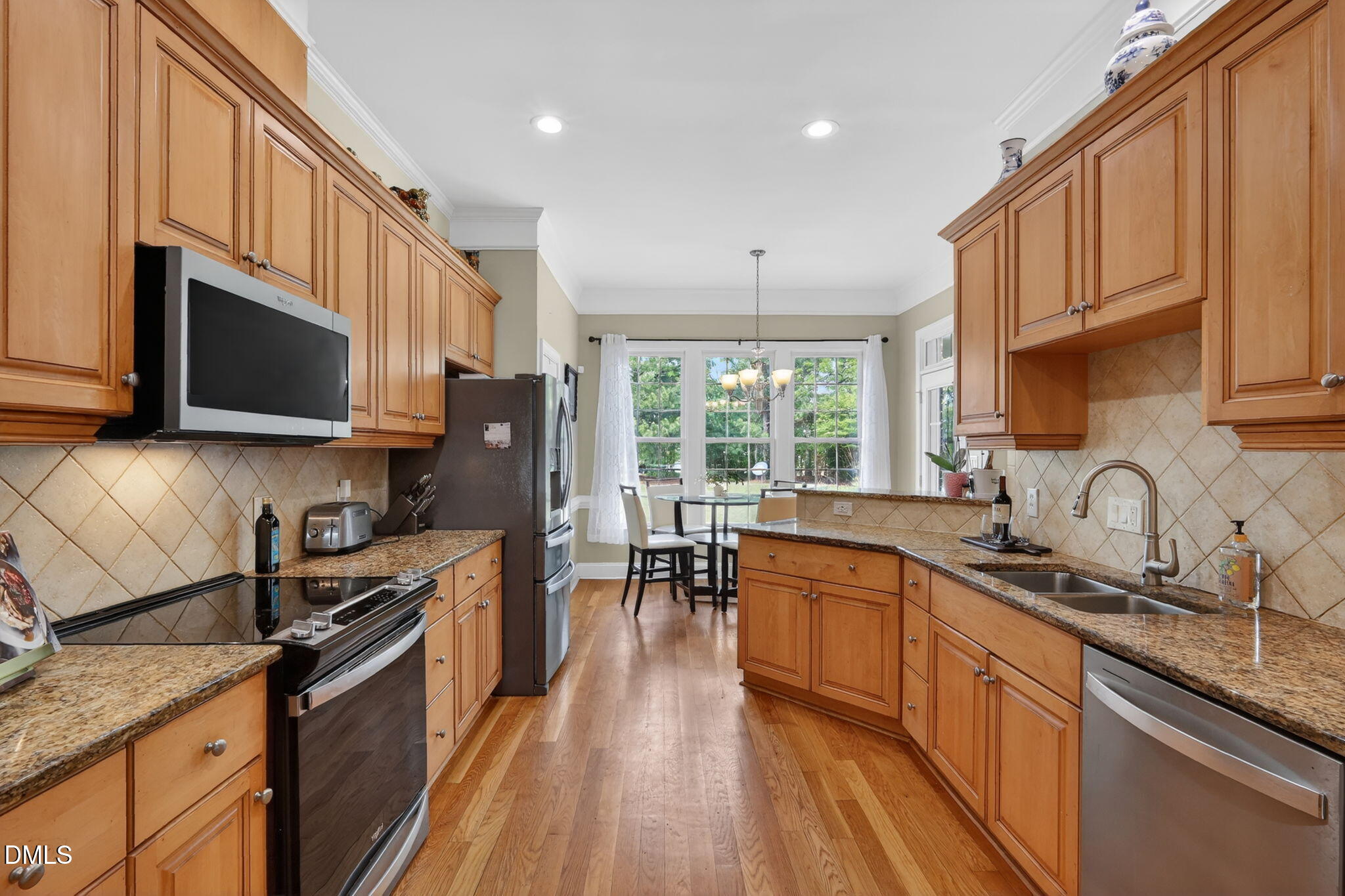 main property photo 12