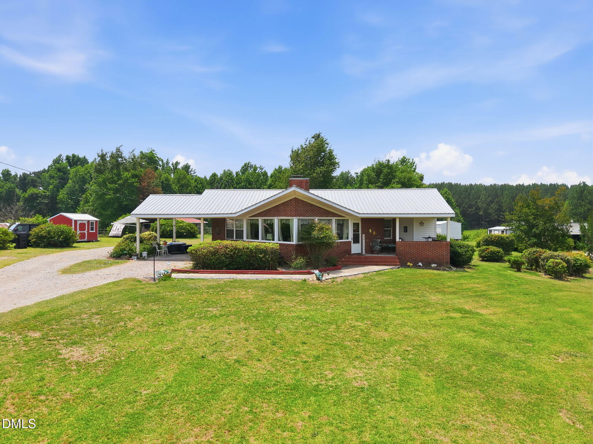main property photo 3