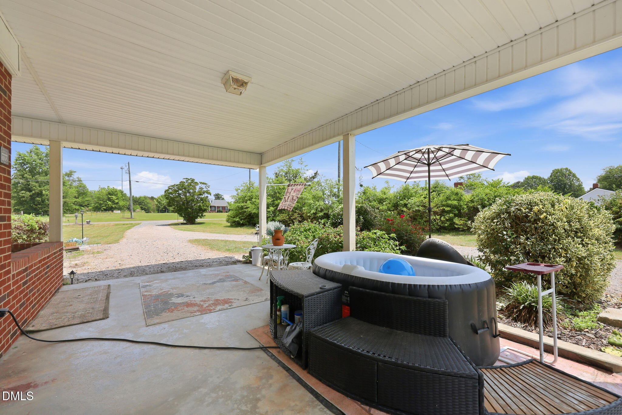 main property photo 46