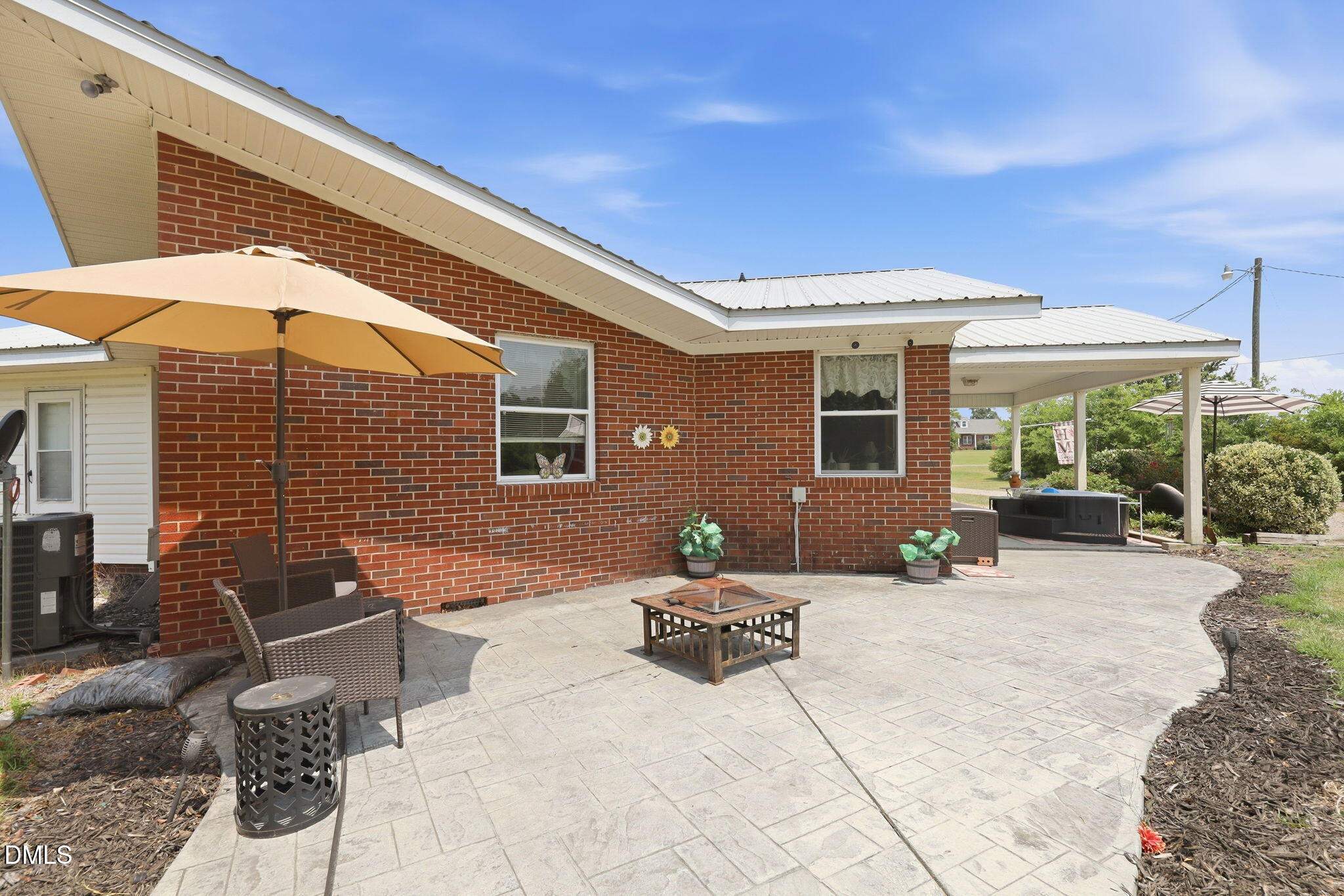 main property photo 47