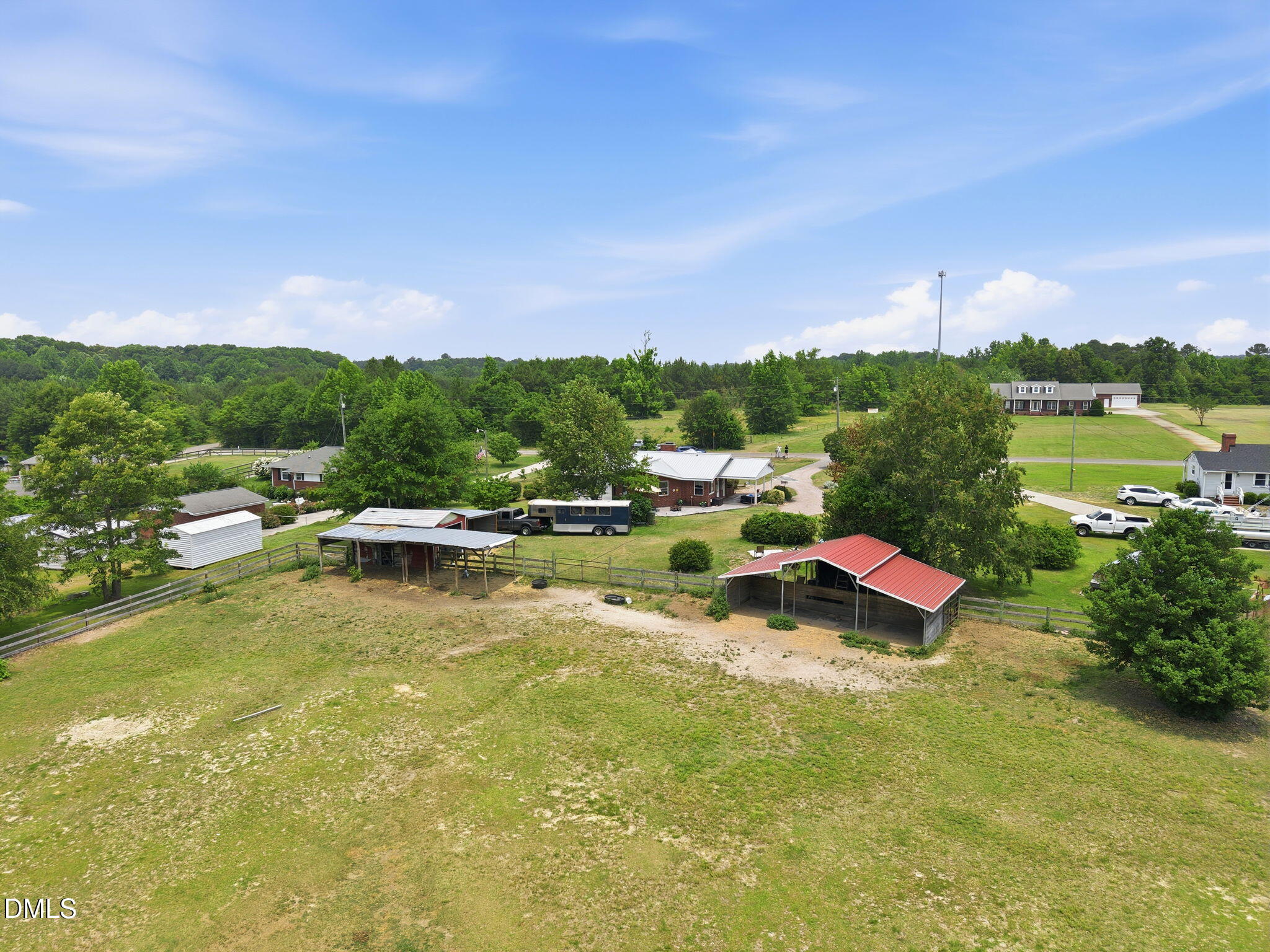 main property photo 7