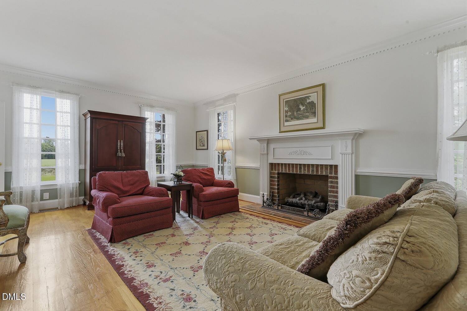 main property photo 5