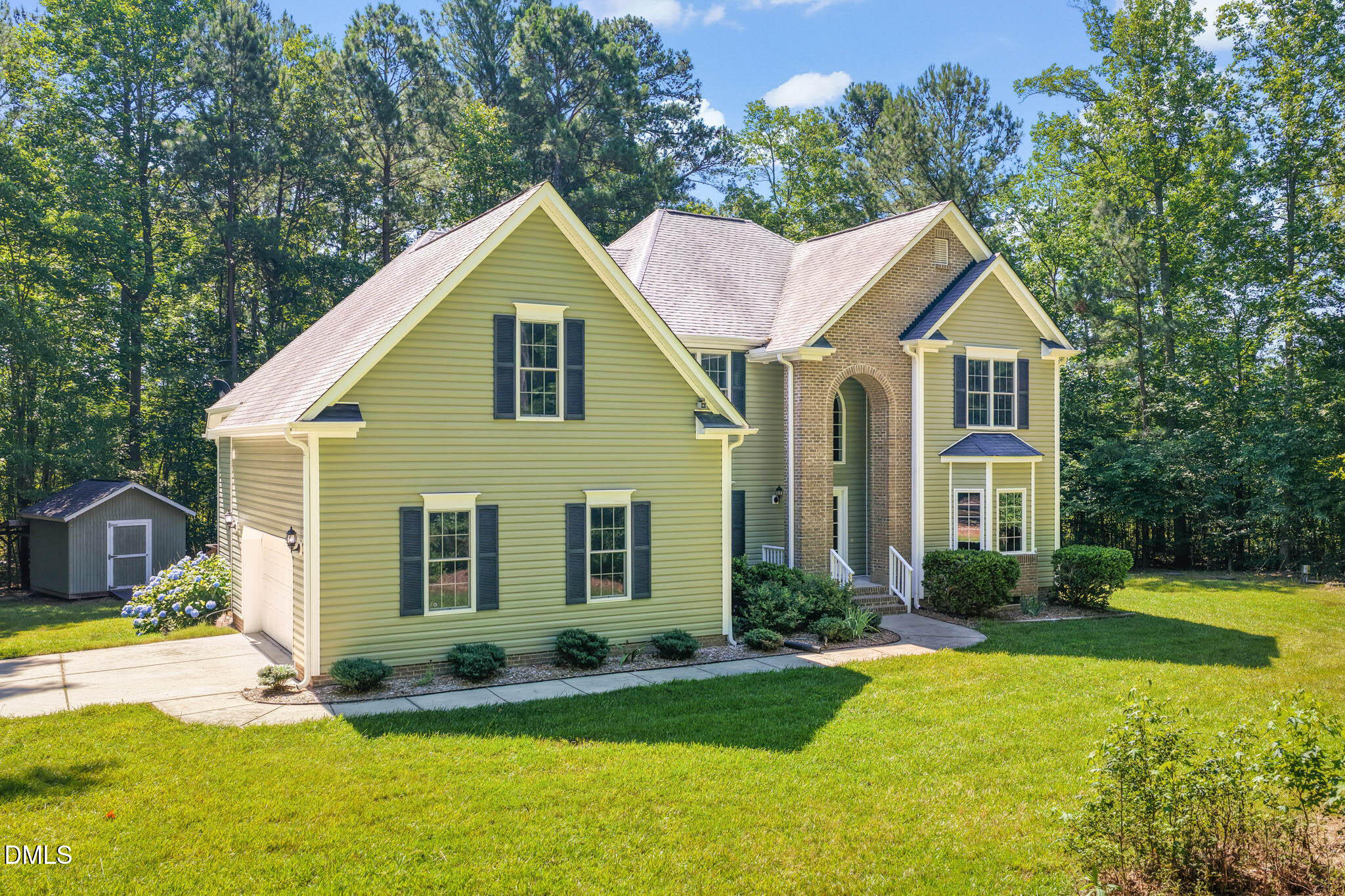 main property photo 50