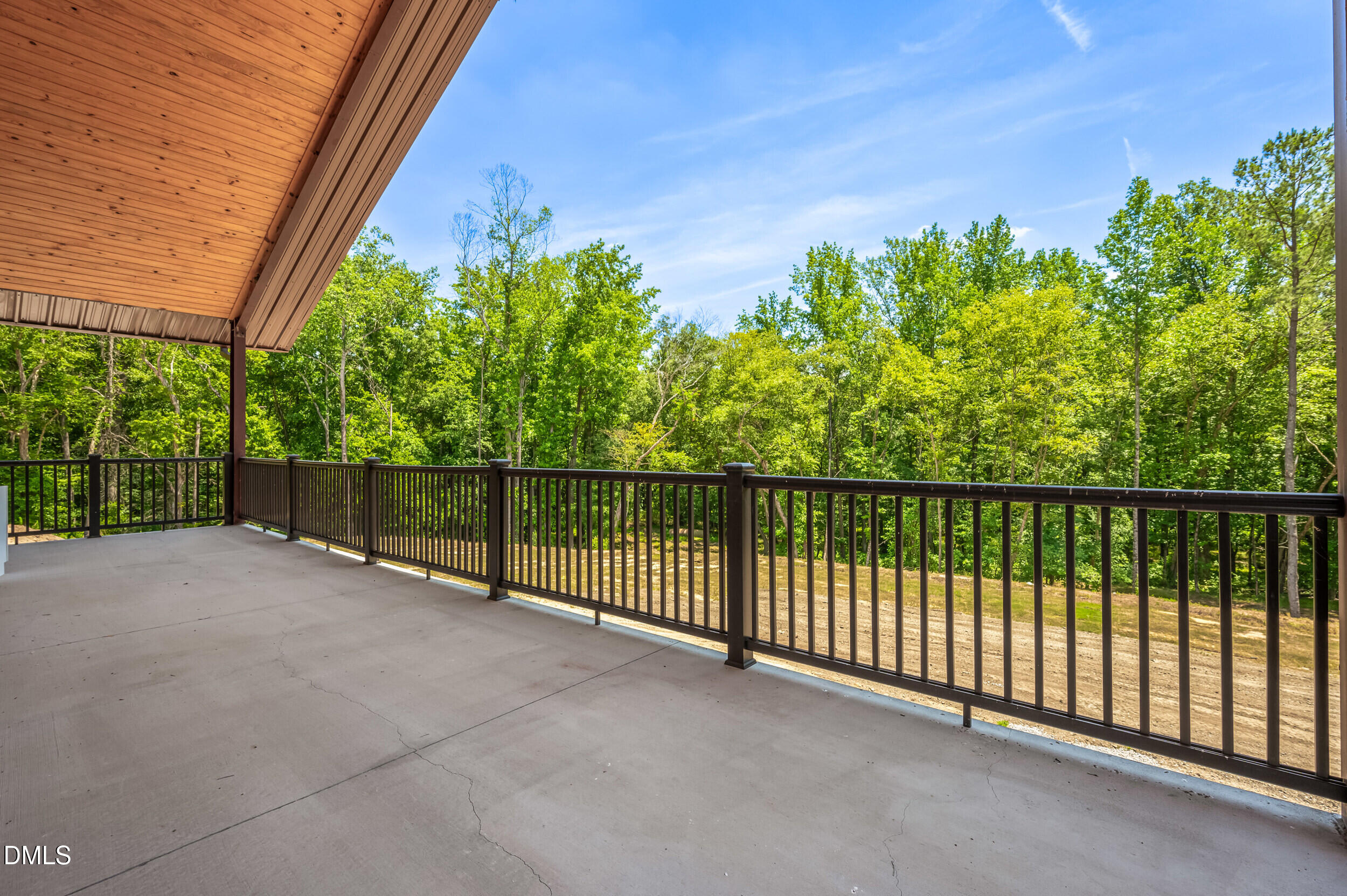 main property photo 48