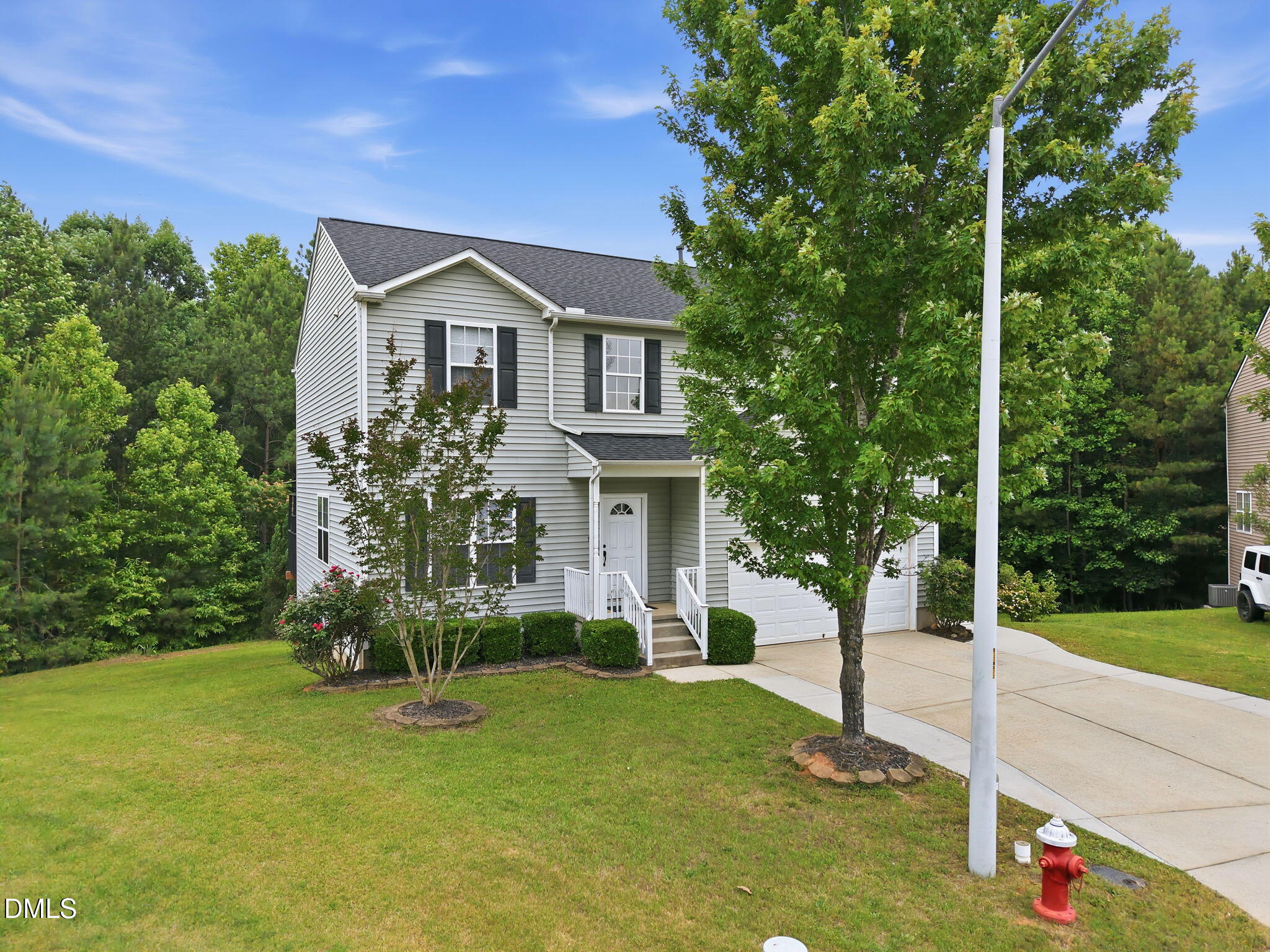 main property photo 7