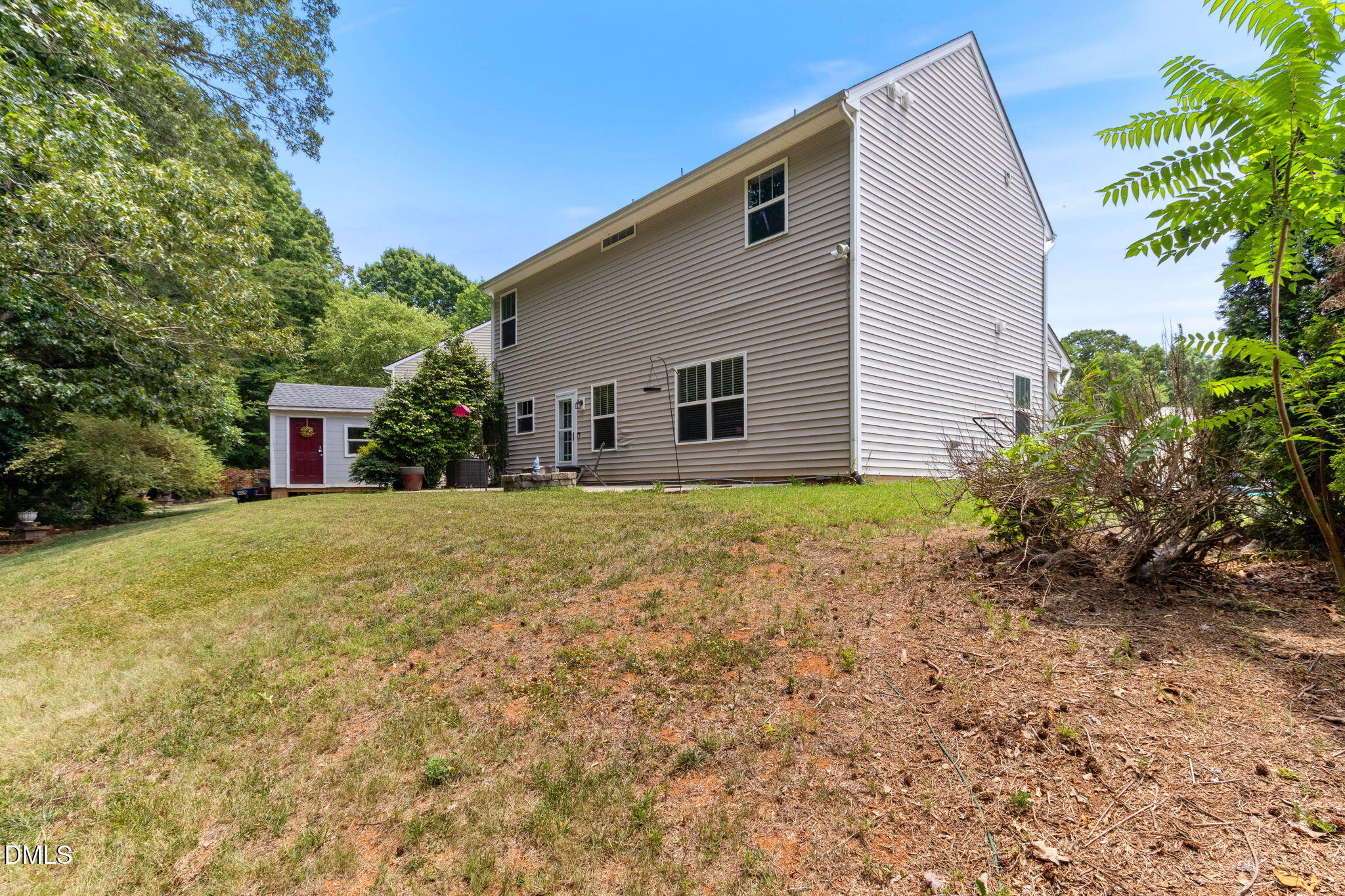 main property photo 31