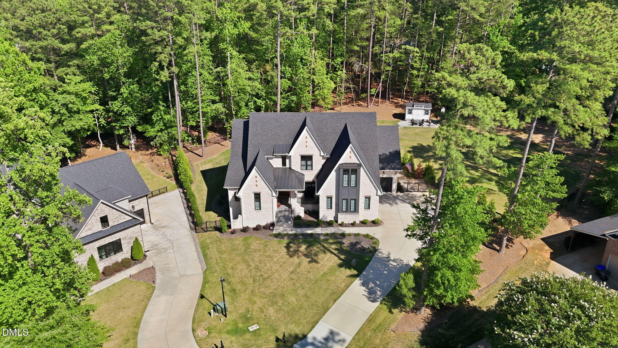 main property photo 44