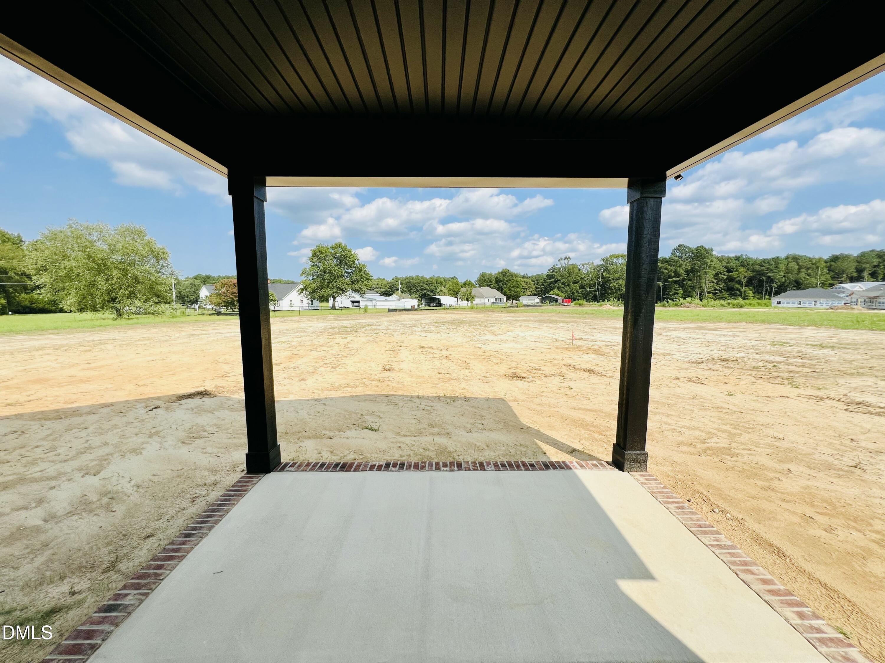 main property photo 26