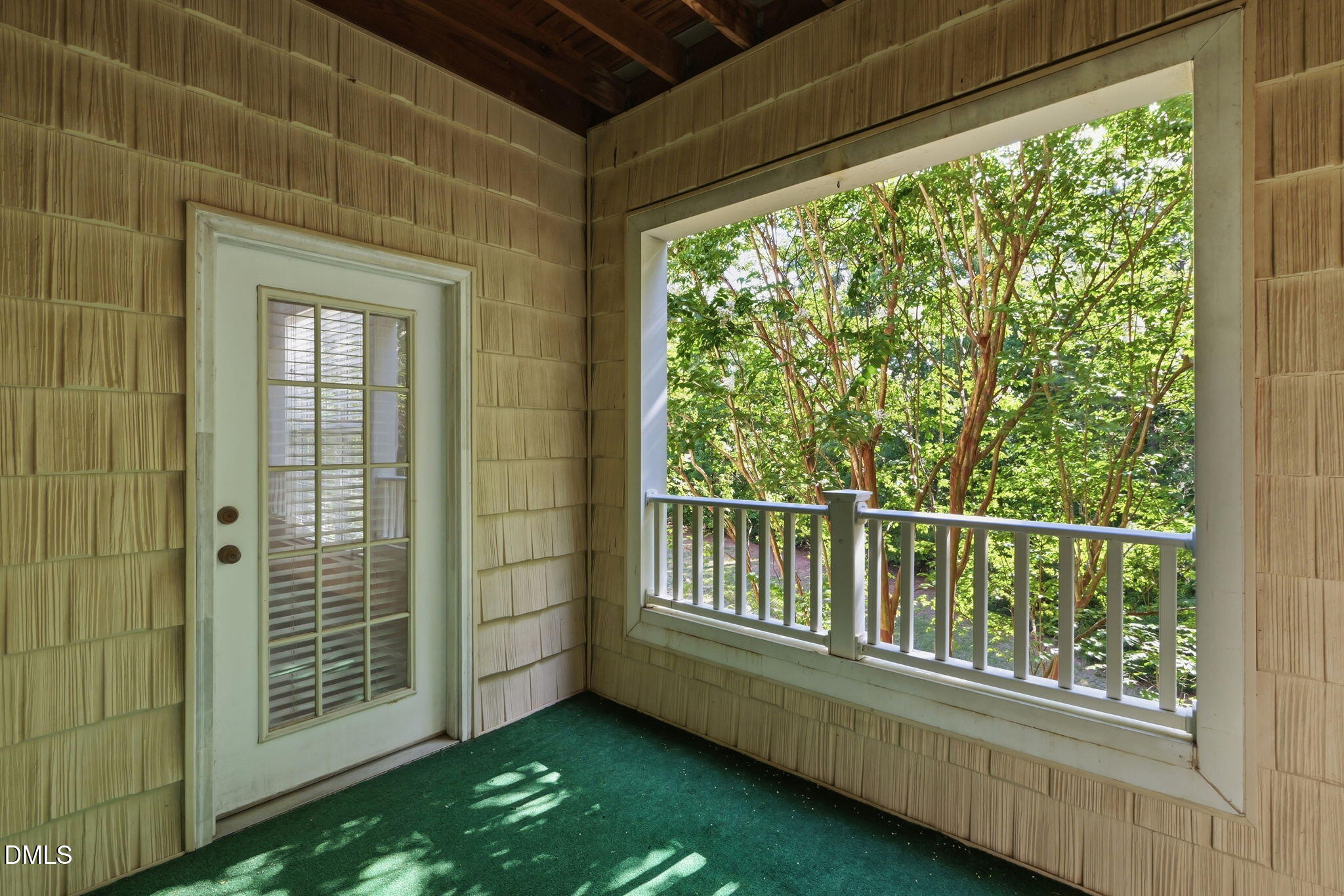 main property photo 31
