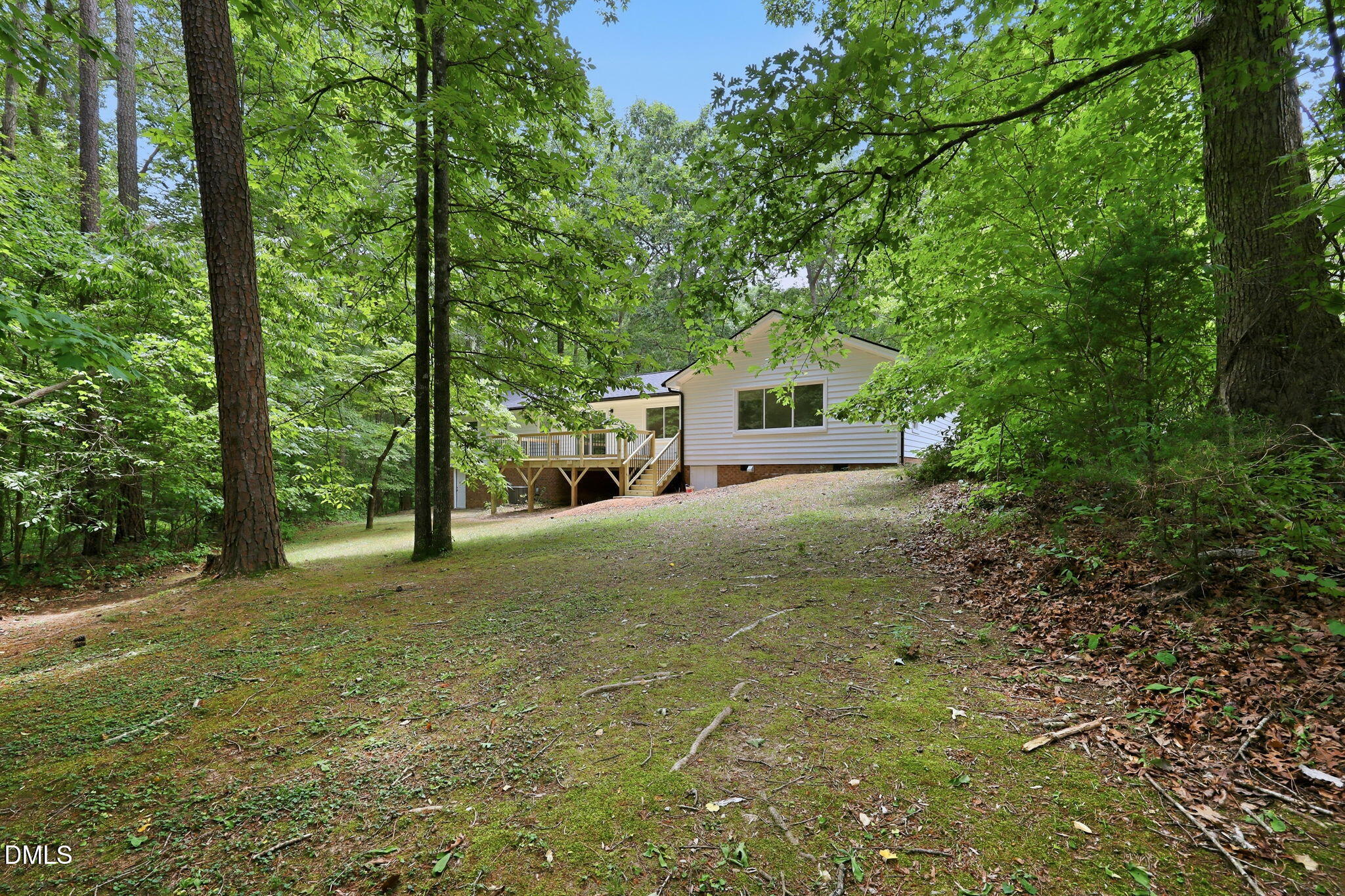 main property photo 46