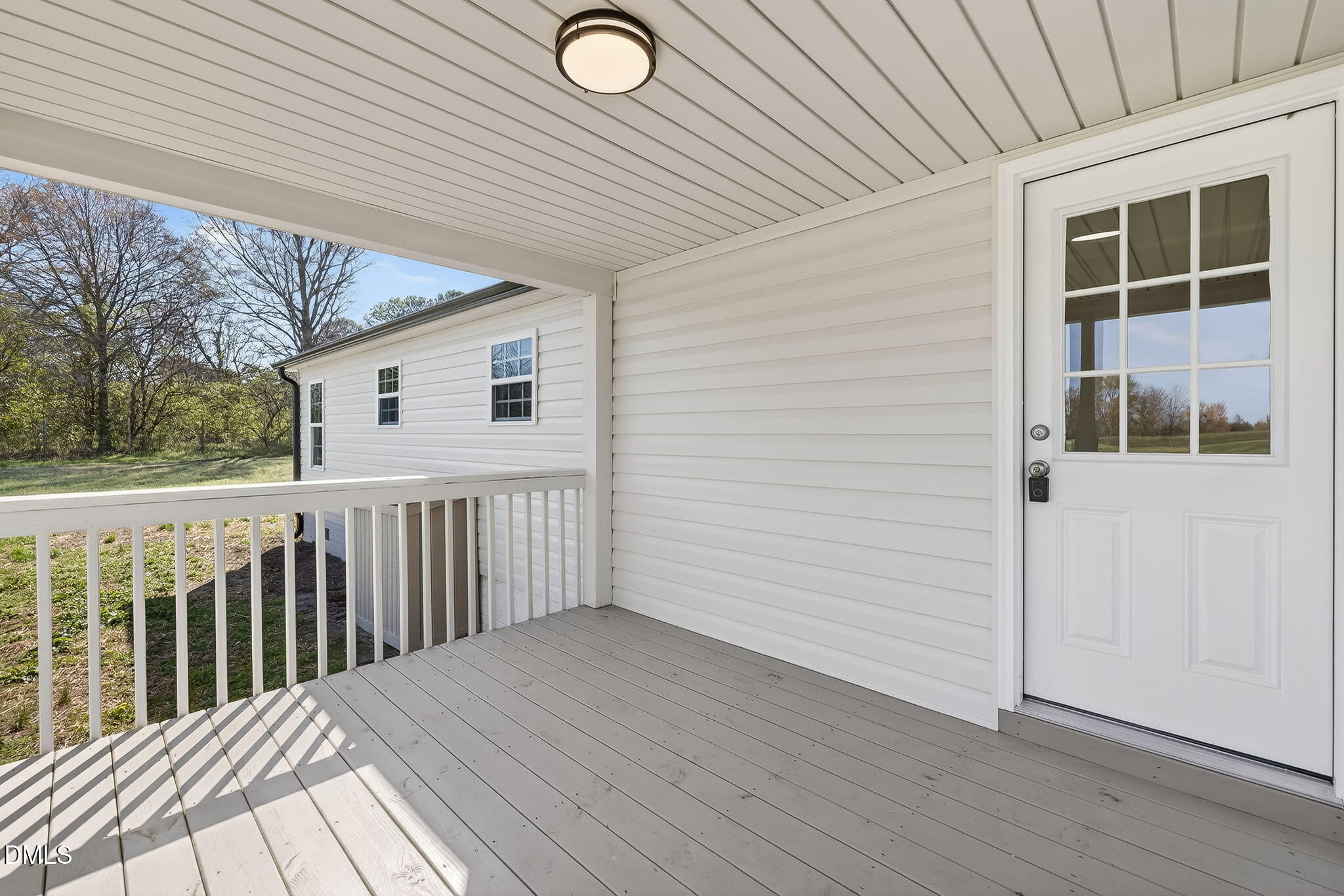 main property photo 25
