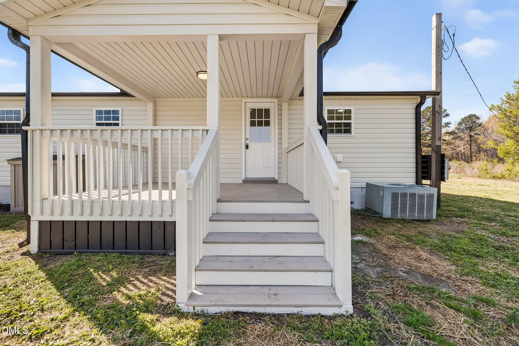 main property photo 27