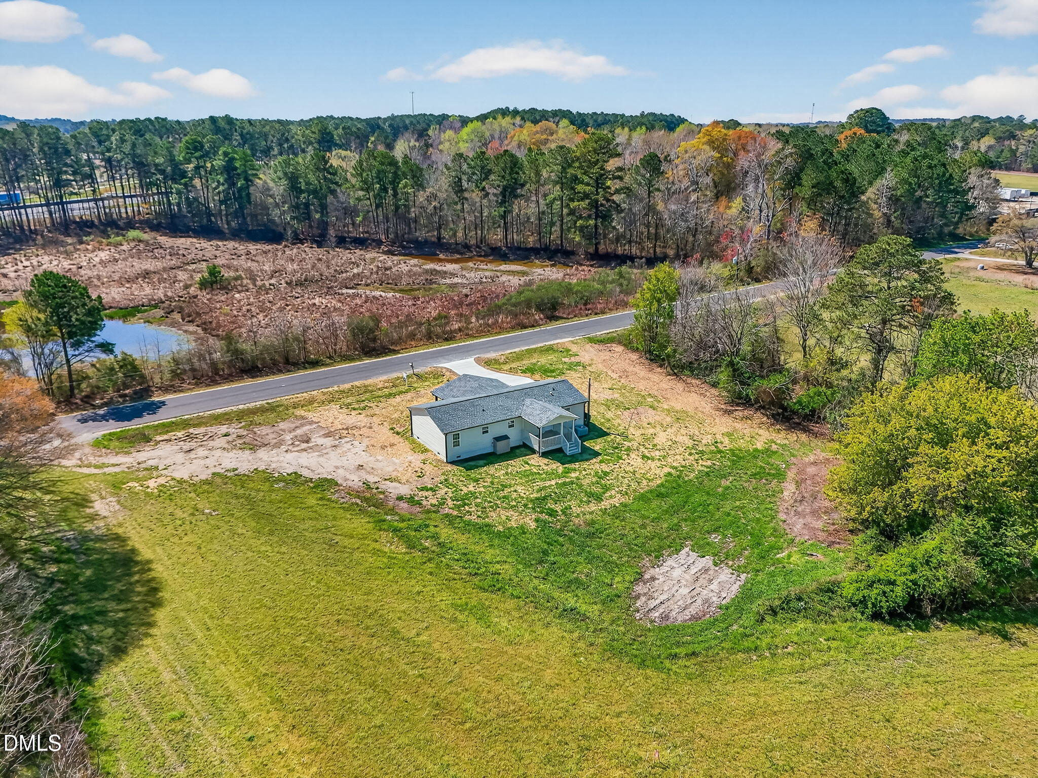 main property photo 32
