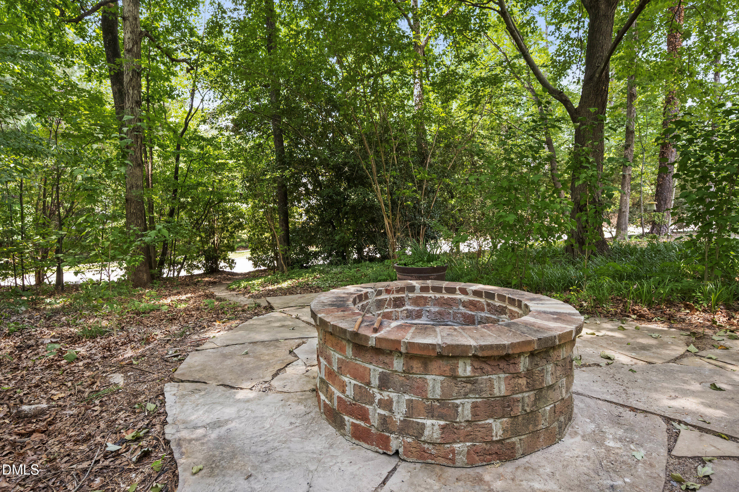 main property photo 51