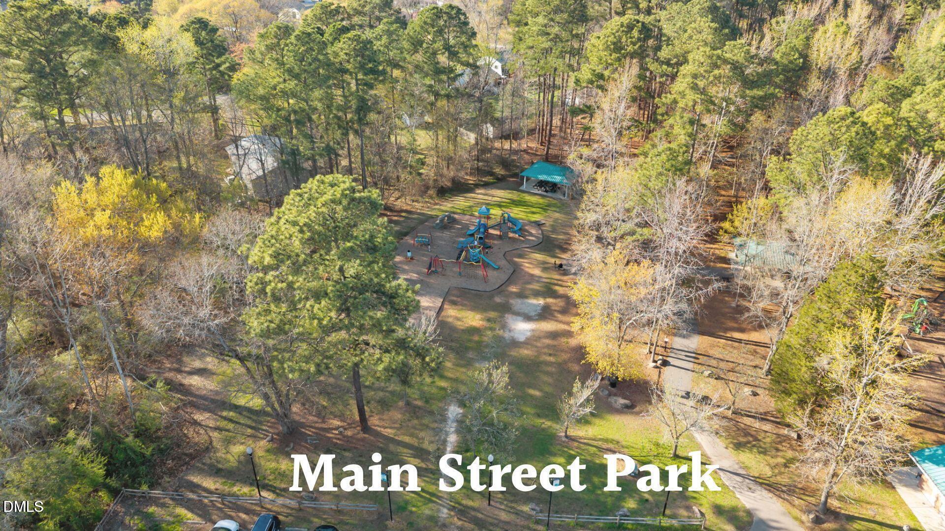 main property photo 23