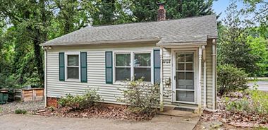 image of property with 2 Bed | 1 Bath | 698 Sqft
