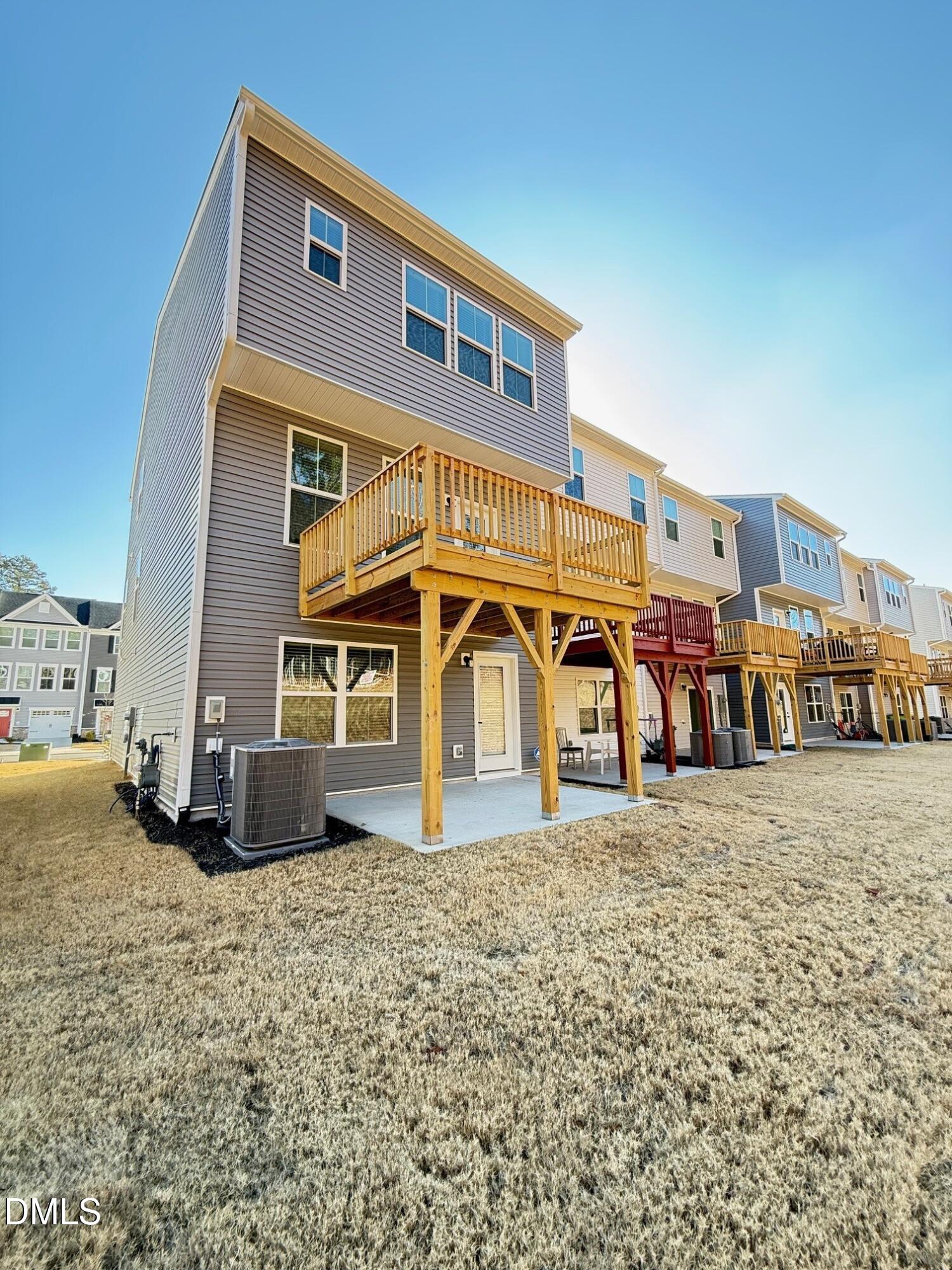 main property photo 36
