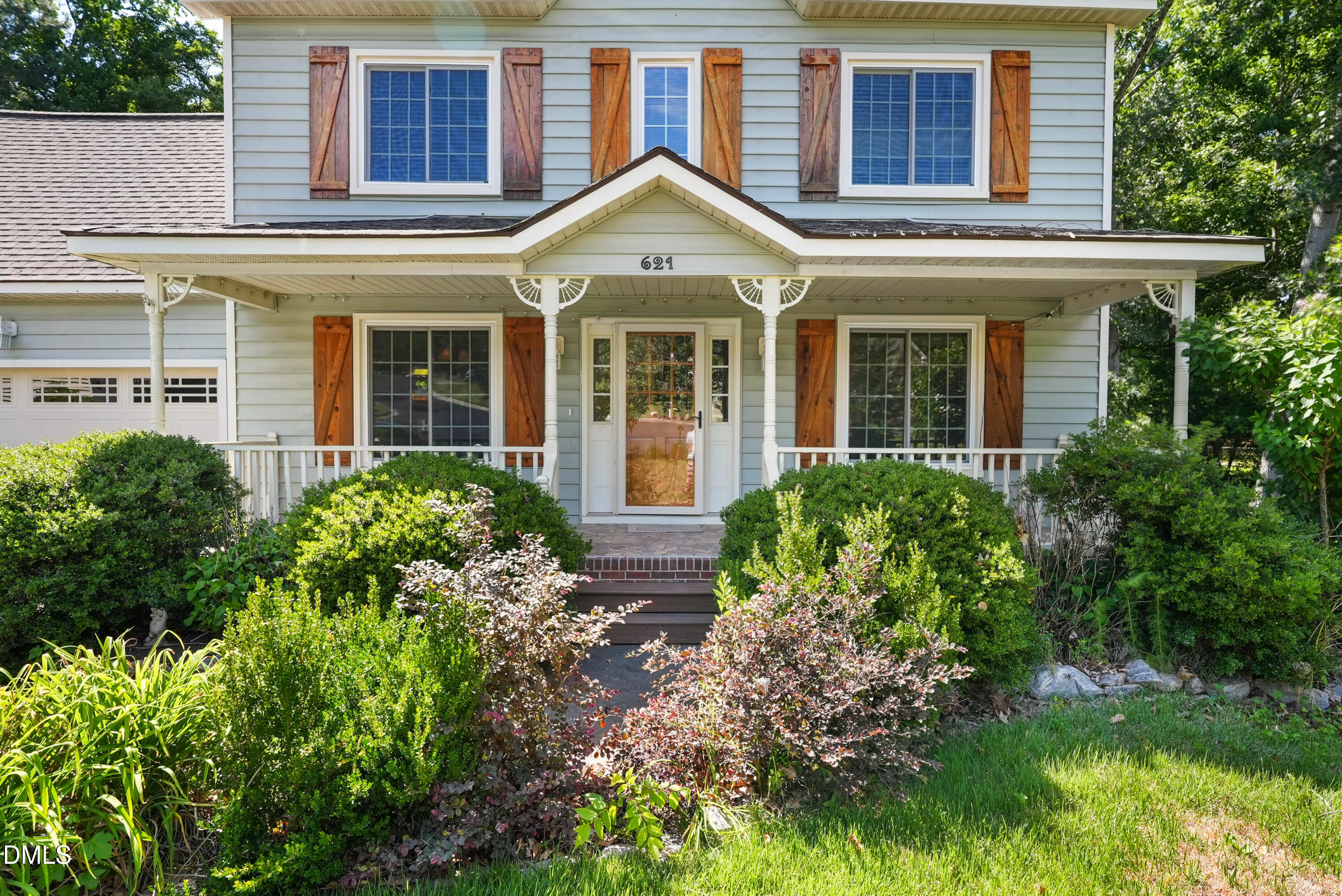 main property photo 38