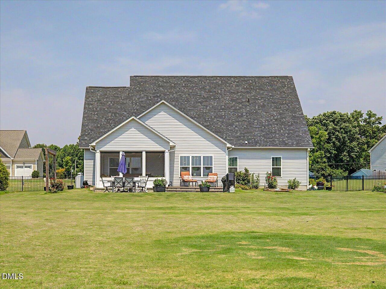 main property photo 60